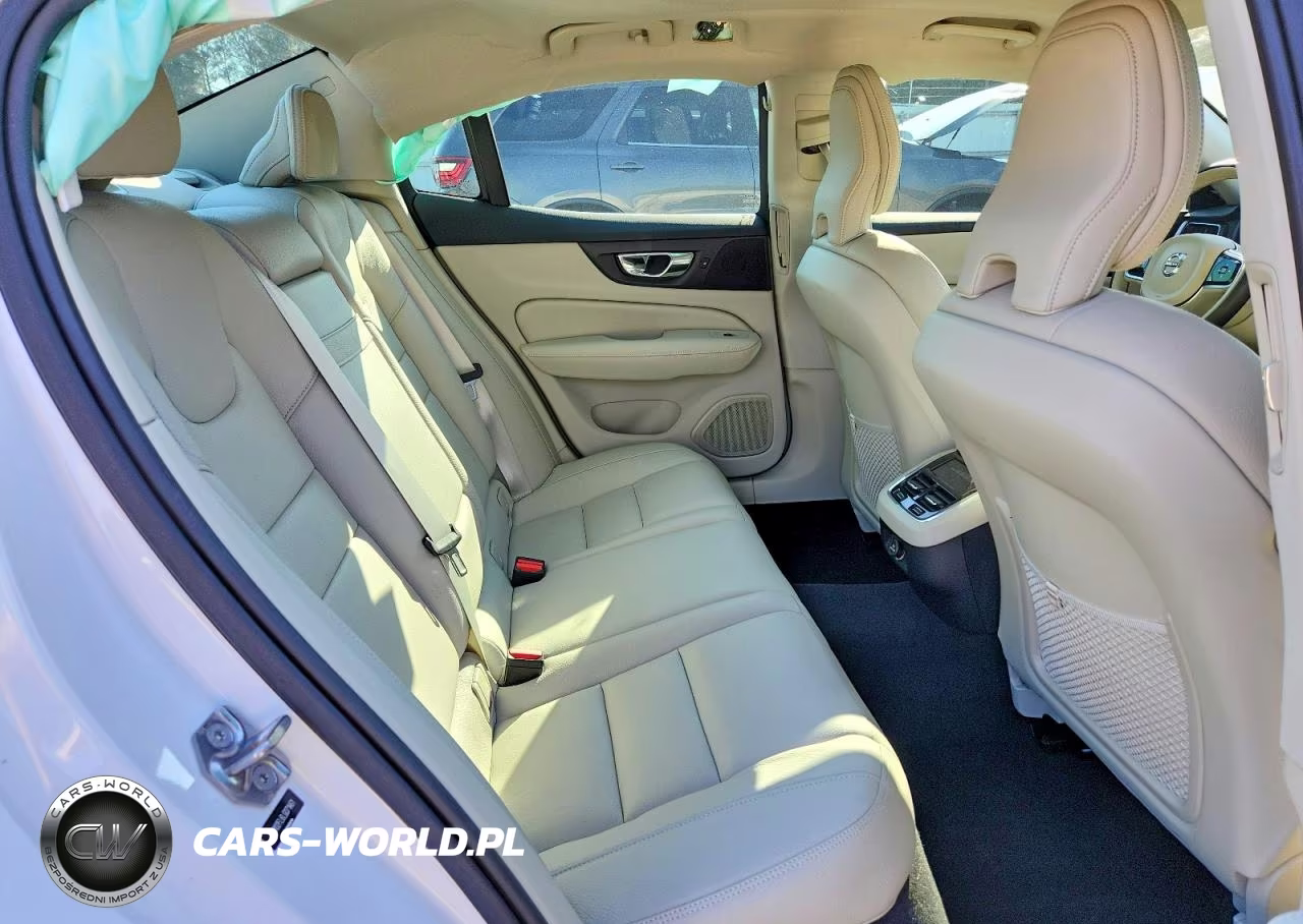 2020 Volvo S60 T5 Inscription VIN:7JR102FL6LG071461 - 10