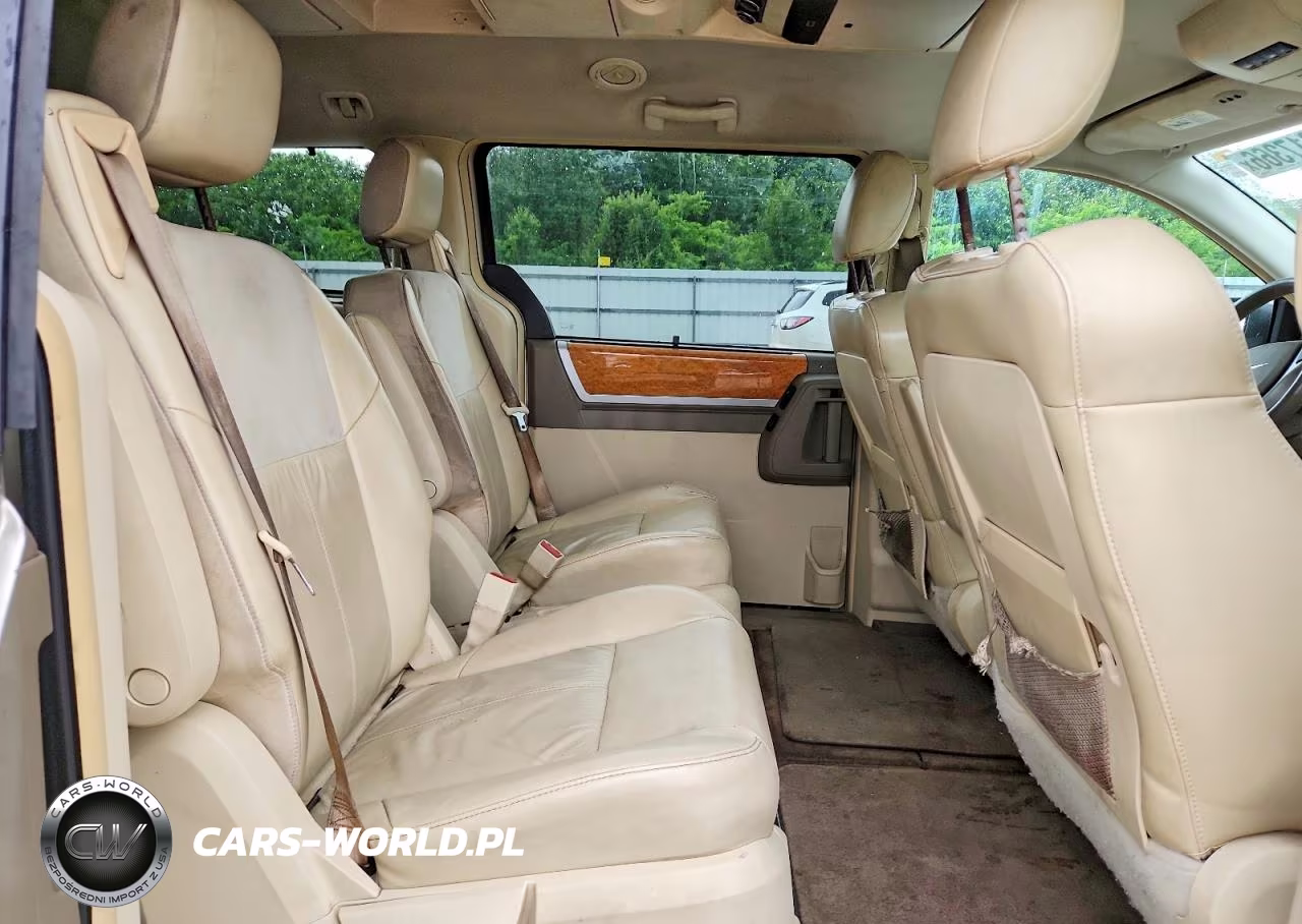 2008 Chrysler Town & Country Limited VIN:2A8HR64X68R646446 - 11