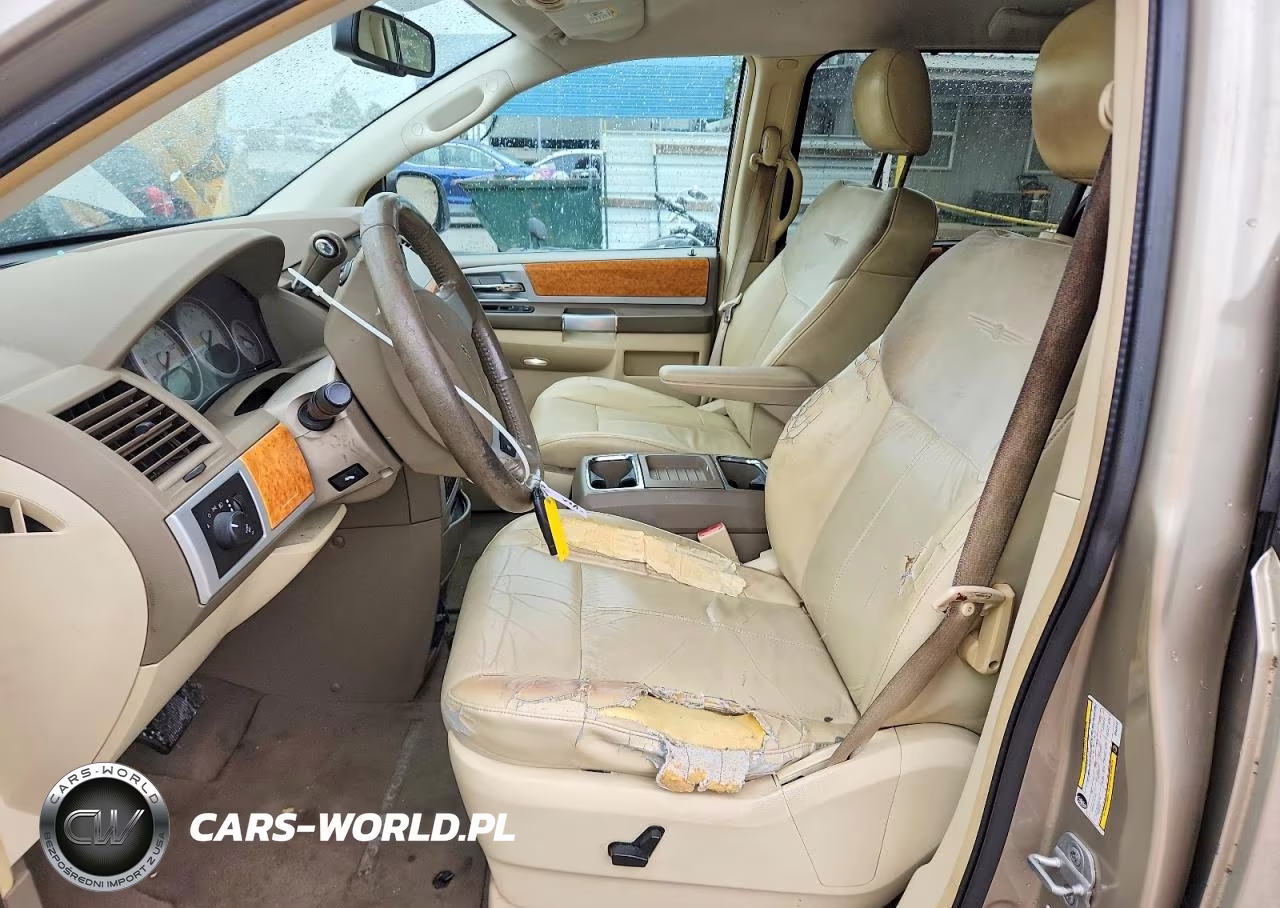 2008 Chrysler Town & Country Limited VIN:2A8HR64X68R646446 - 7