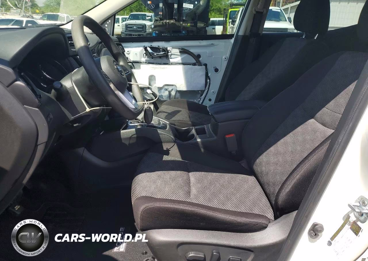 2017 Nissan Rogue Sport S VIN:JN1BJ1CP3HW013129 - 7