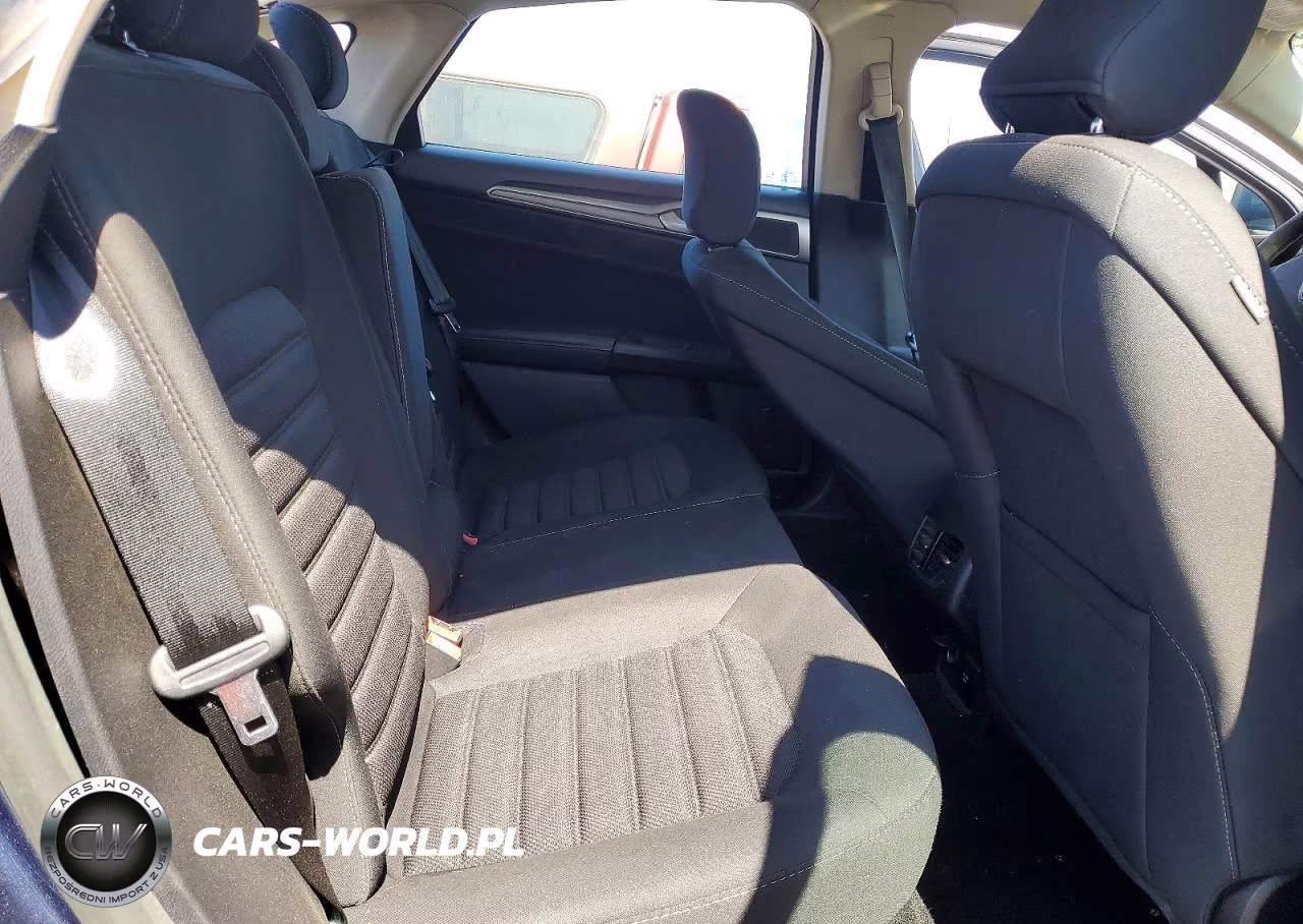 2018 Ford Fusion Se Hybrid VIN:3FA6P0LU7JR232655 - 10