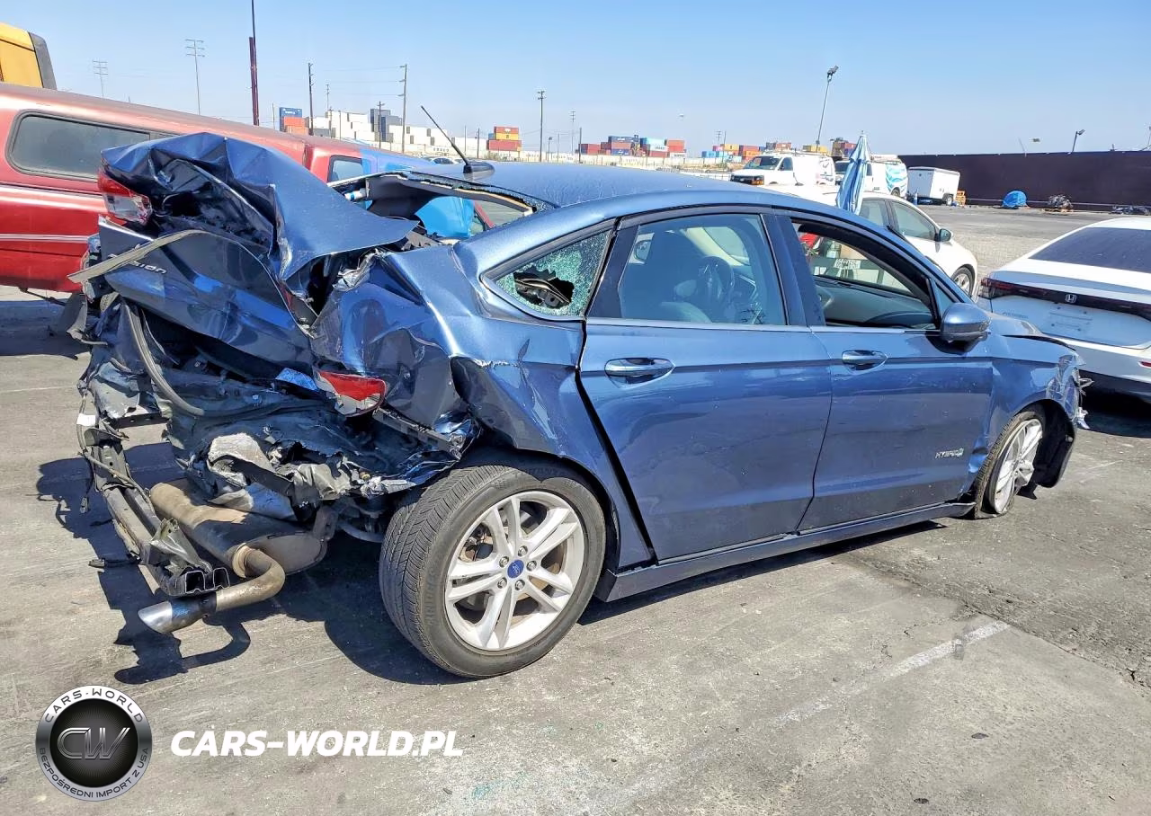 2018 Ford Fusion Se Hybrid VIN:3FA6P0LU7JR232655 - 3
