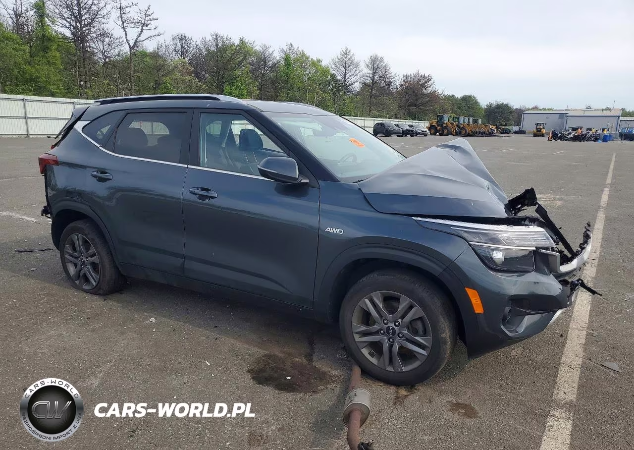2023 Kia Seltos S VIN:KNDEUCAA7P7460003 - 4