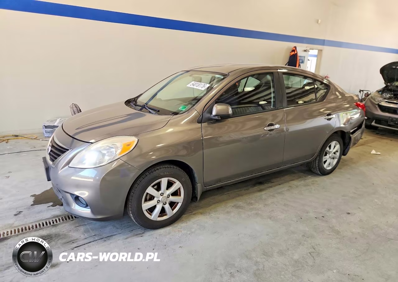 2012 Nissan Versa 1.6 S
