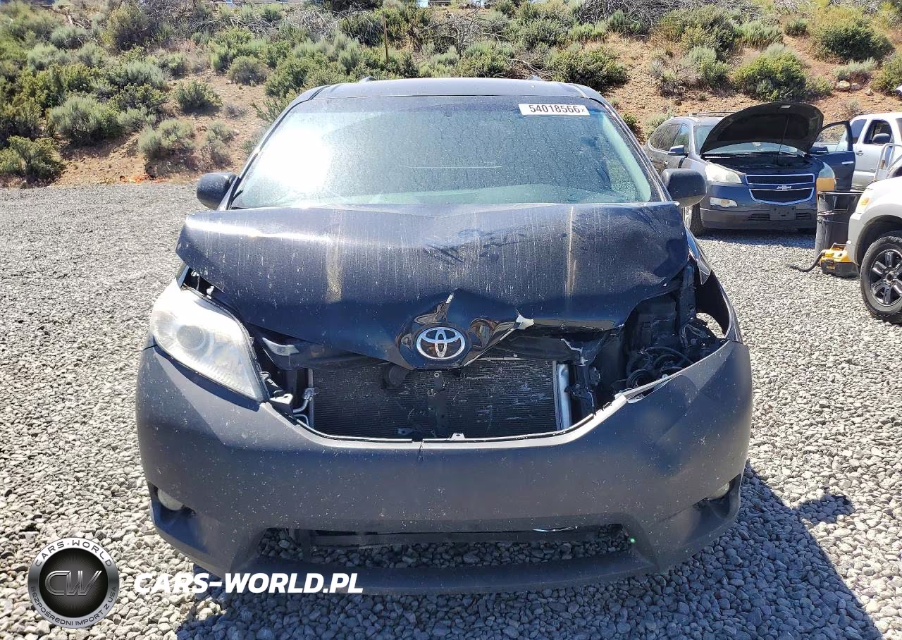 2017 Toyota Sienna Le VIN:5TDJZ3DC0HS151817 - 5