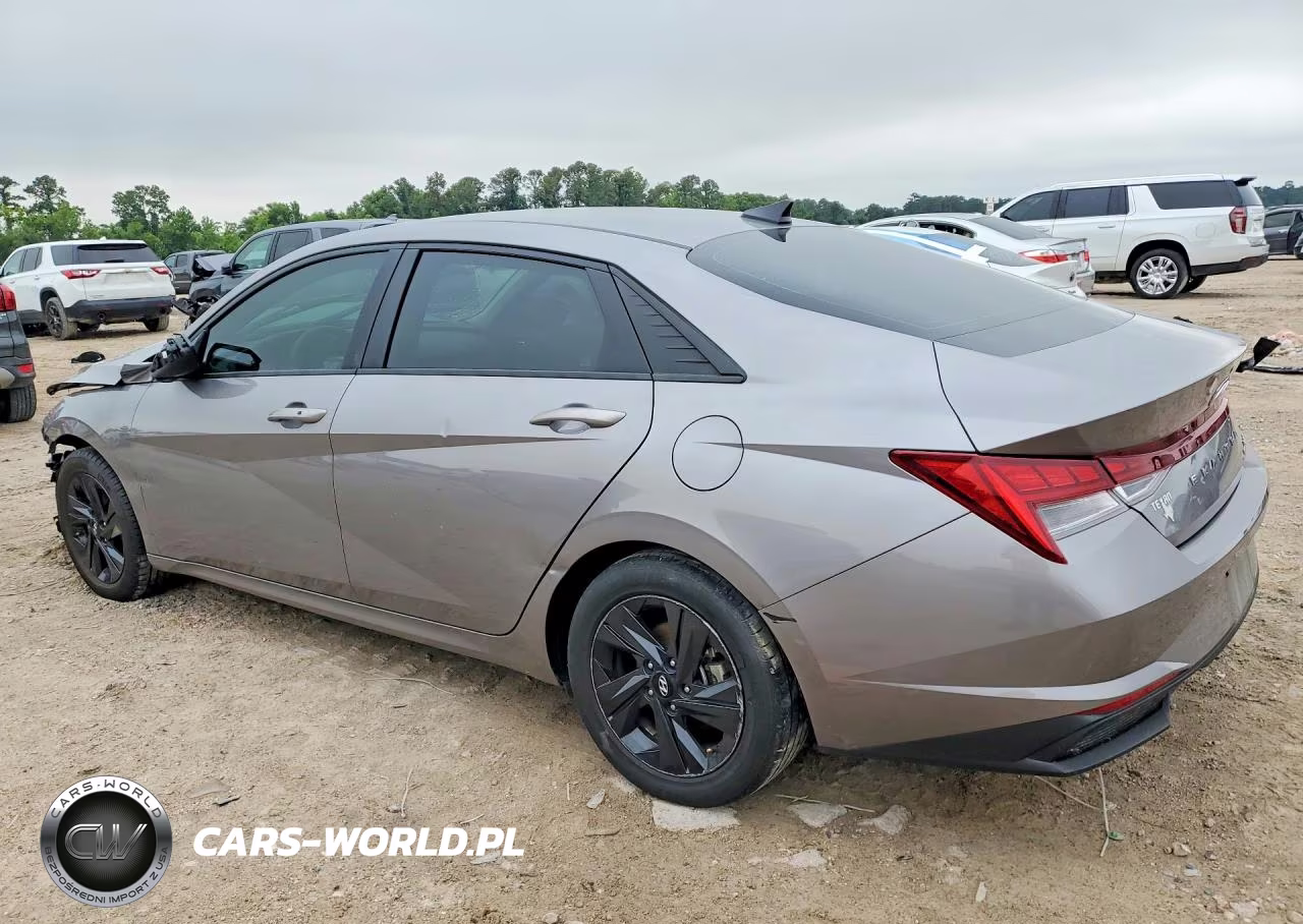 2023 Hyundai Elantra Blue VIN:KMHLM4AJ8PU083367 - 2