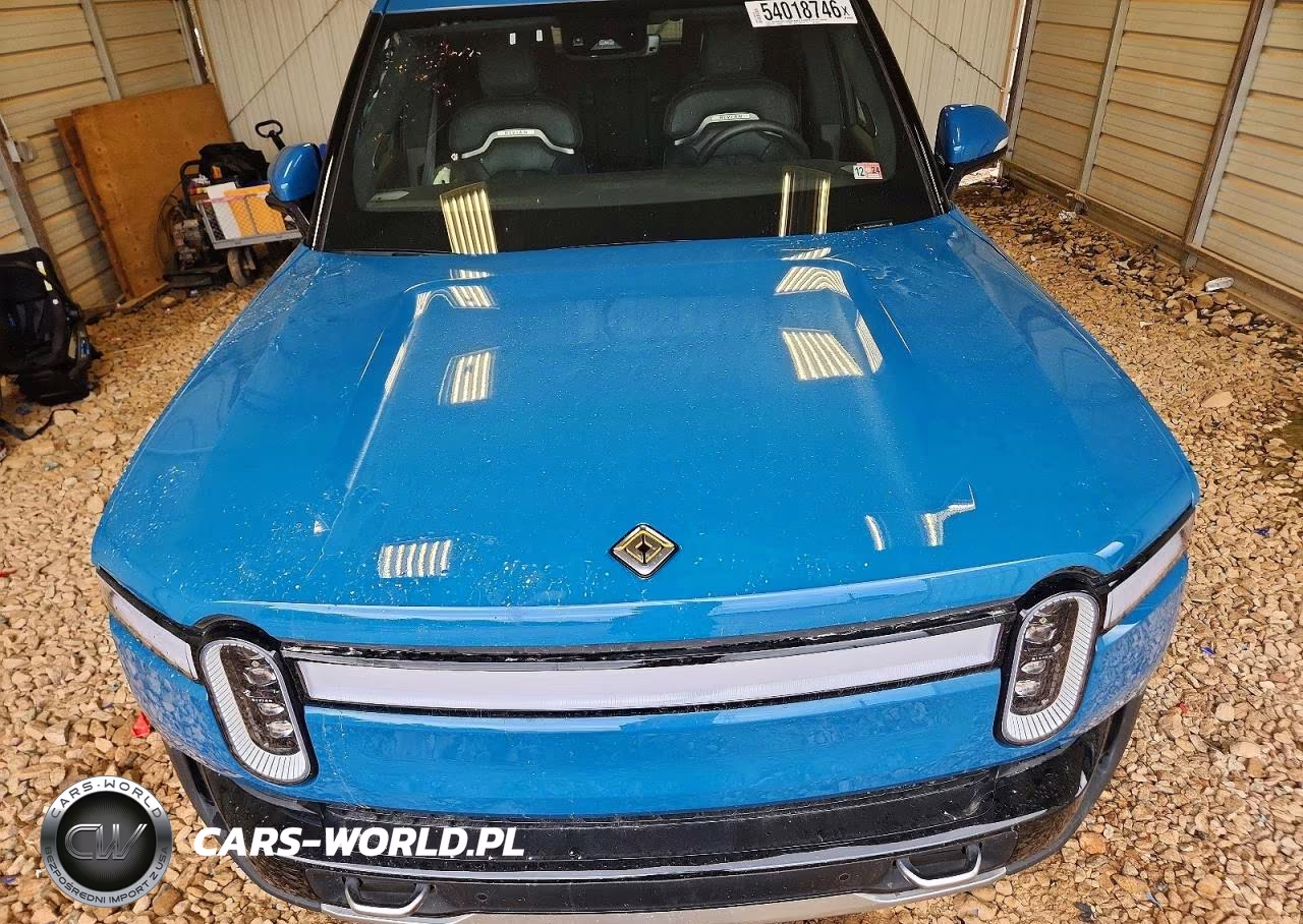 2023 Rivian R1T Adventure VIN:7FCTGAAAXPN026117 - 11
