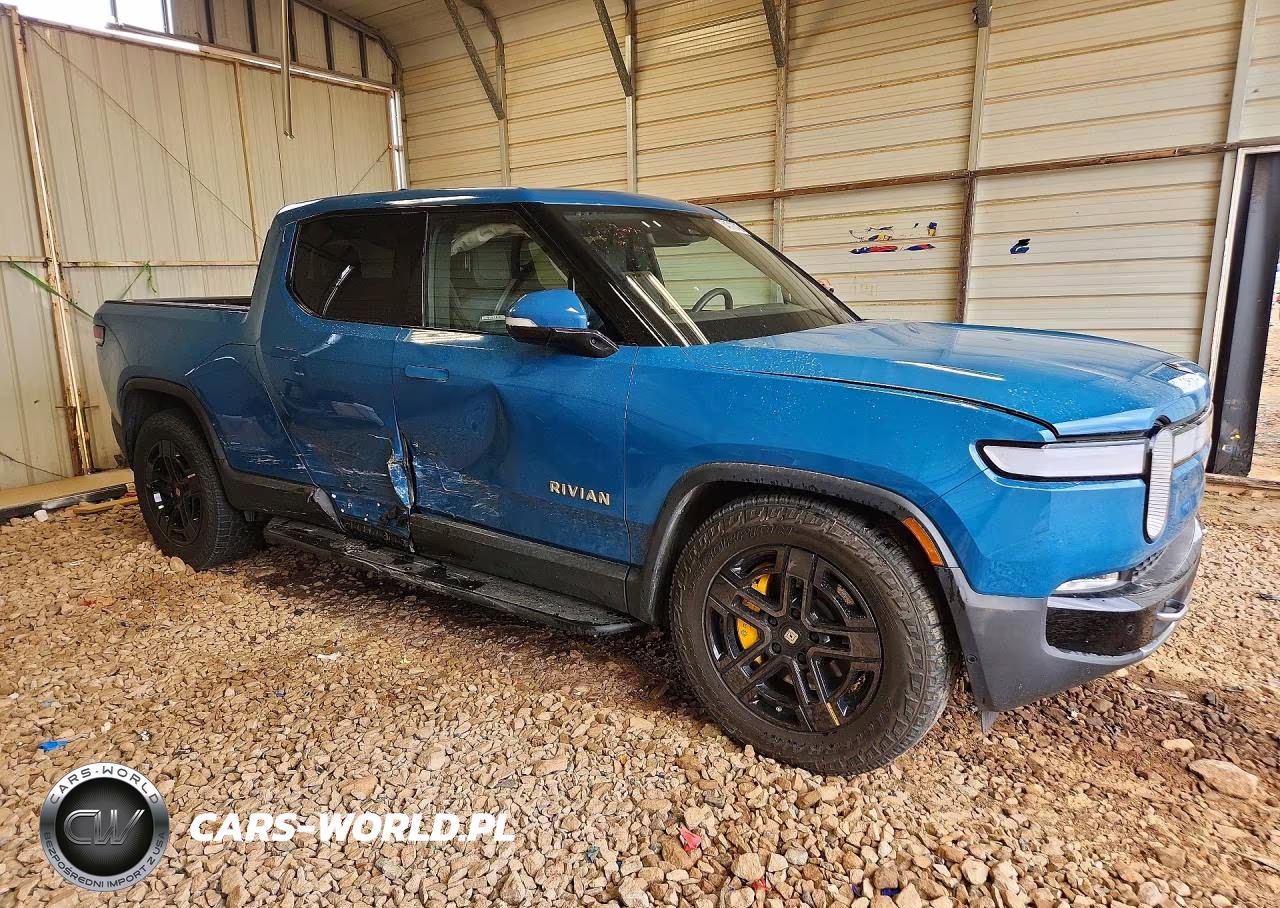 2023 Rivian R1T Adventure VIN:7FCTGAAAXPN026117 - 4