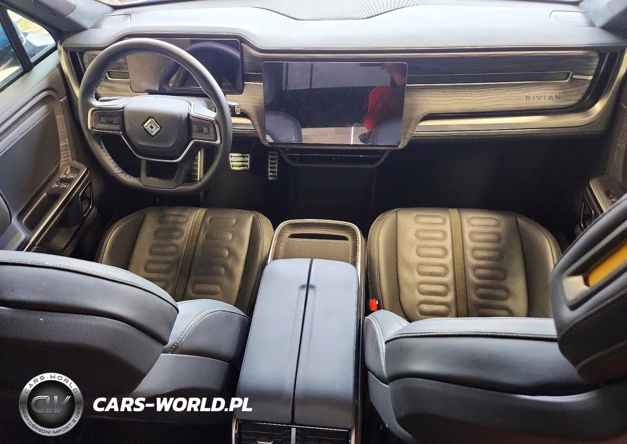 2023 Rivian R1T Adventure VIN:7FCTGAAAXPN026117 - 8