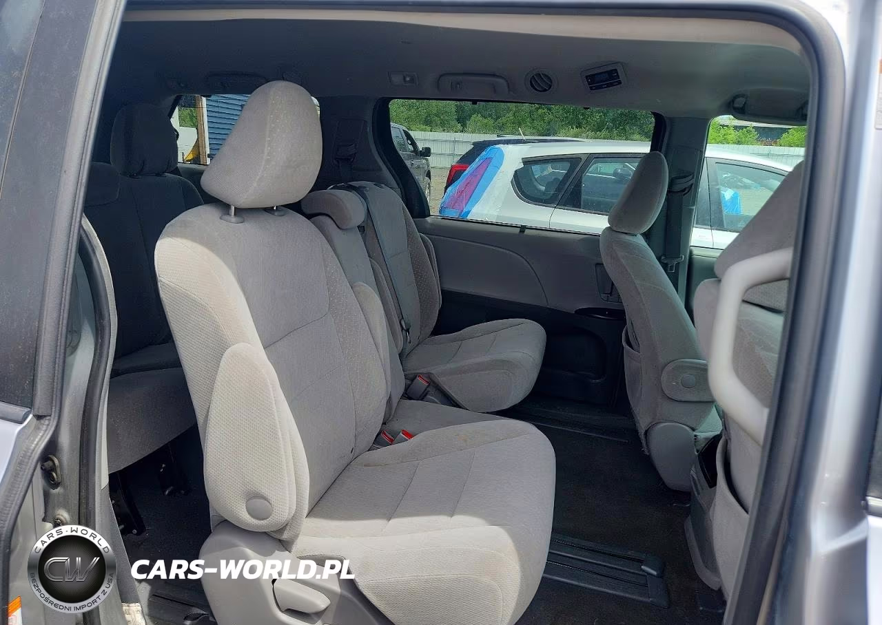 2017 Toyota Sienna Le VIN:5TDKZ3DC7HS875654 - 11