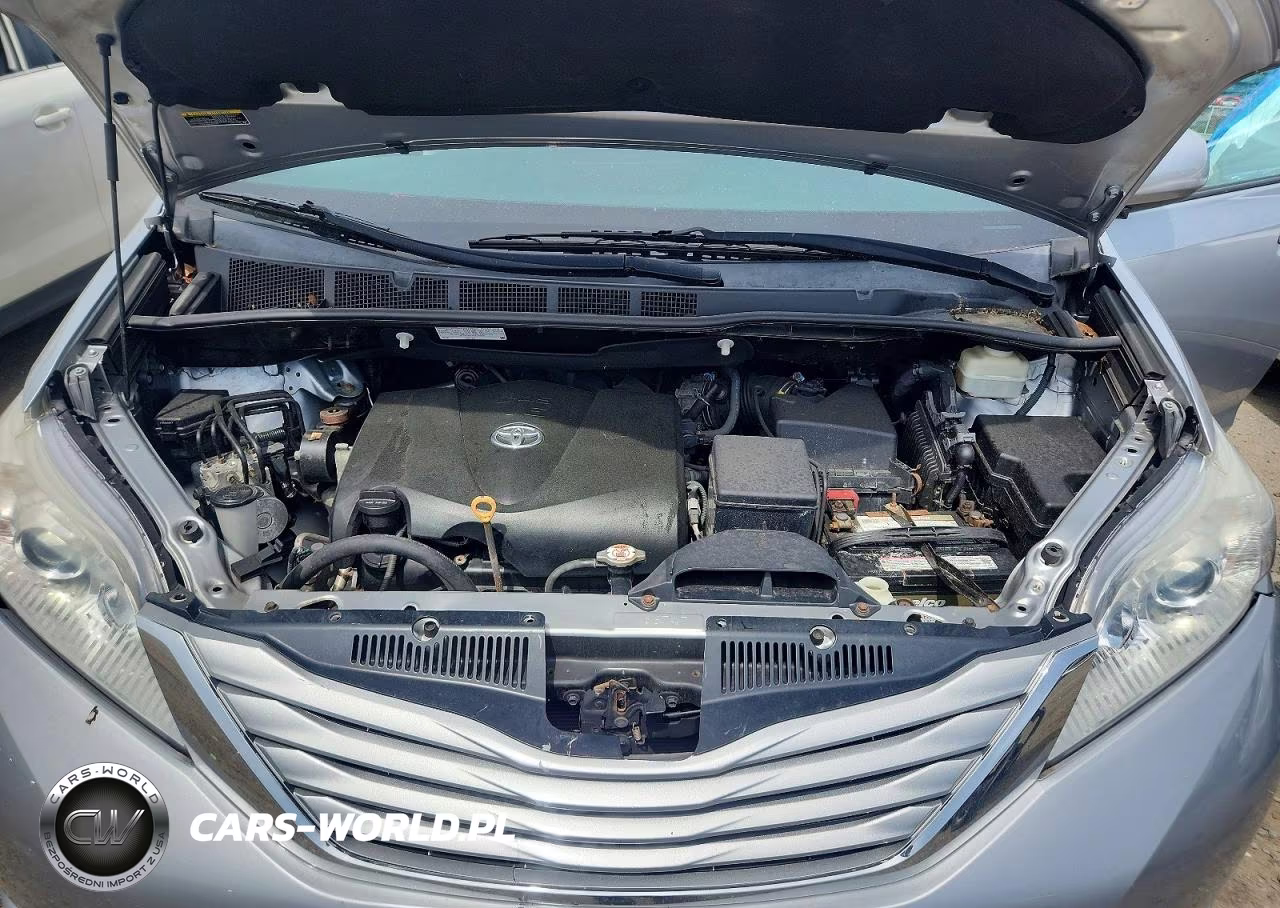 2017 Toyota Sienna Le VIN:5TDKZ3DC7HS875654 - 12