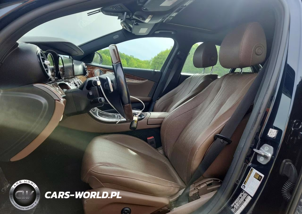 2017 Mercedes-Benz E 300 4Matic VIN:WDDZF4KBXHA206529 - 7