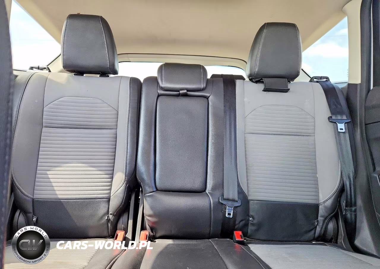 2019 Ford Escape Se VIN:1FMCU0GD6KUB26428 - 10