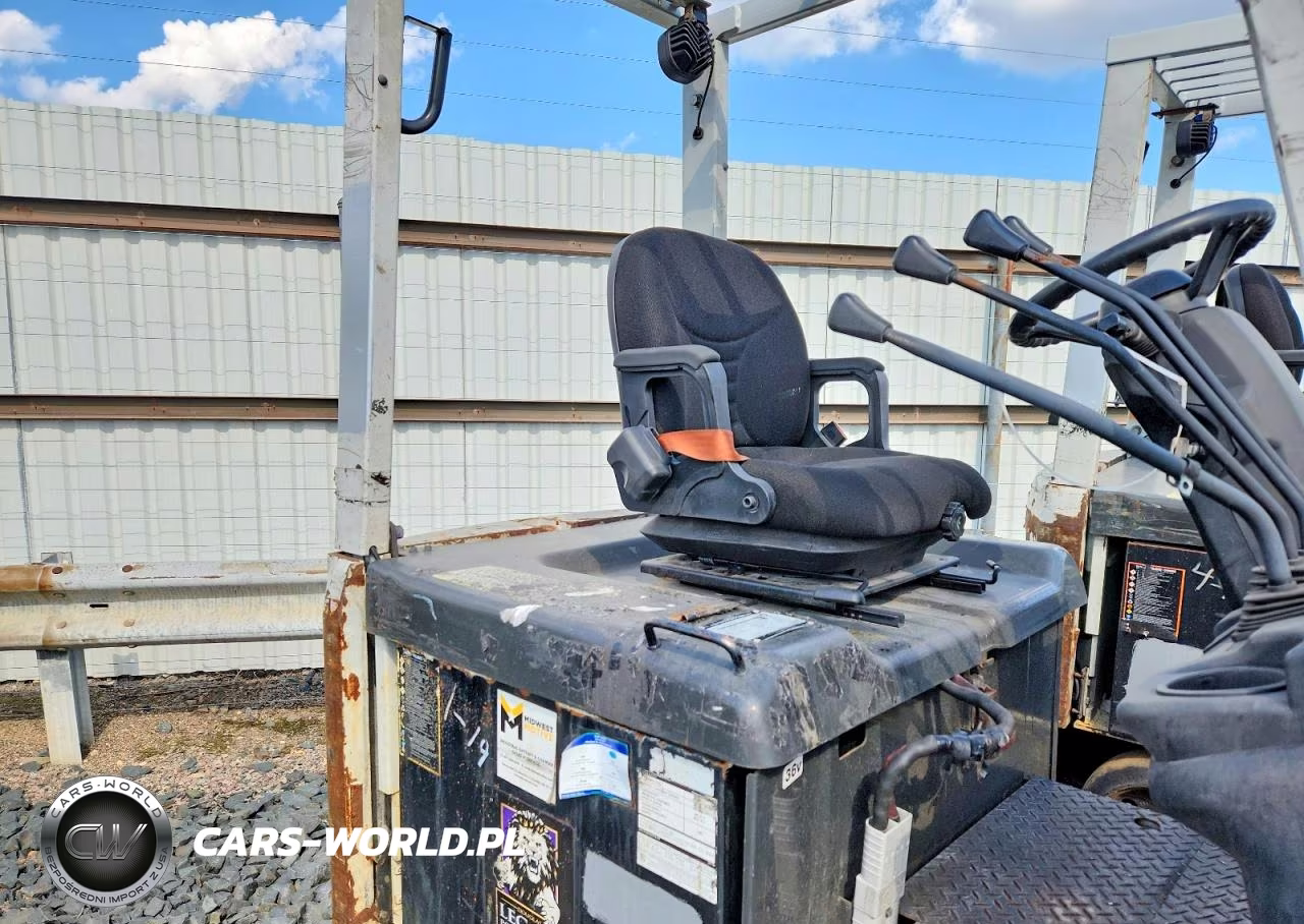 2013 Nissan Forklift VIN:CT1B2980834 - 5