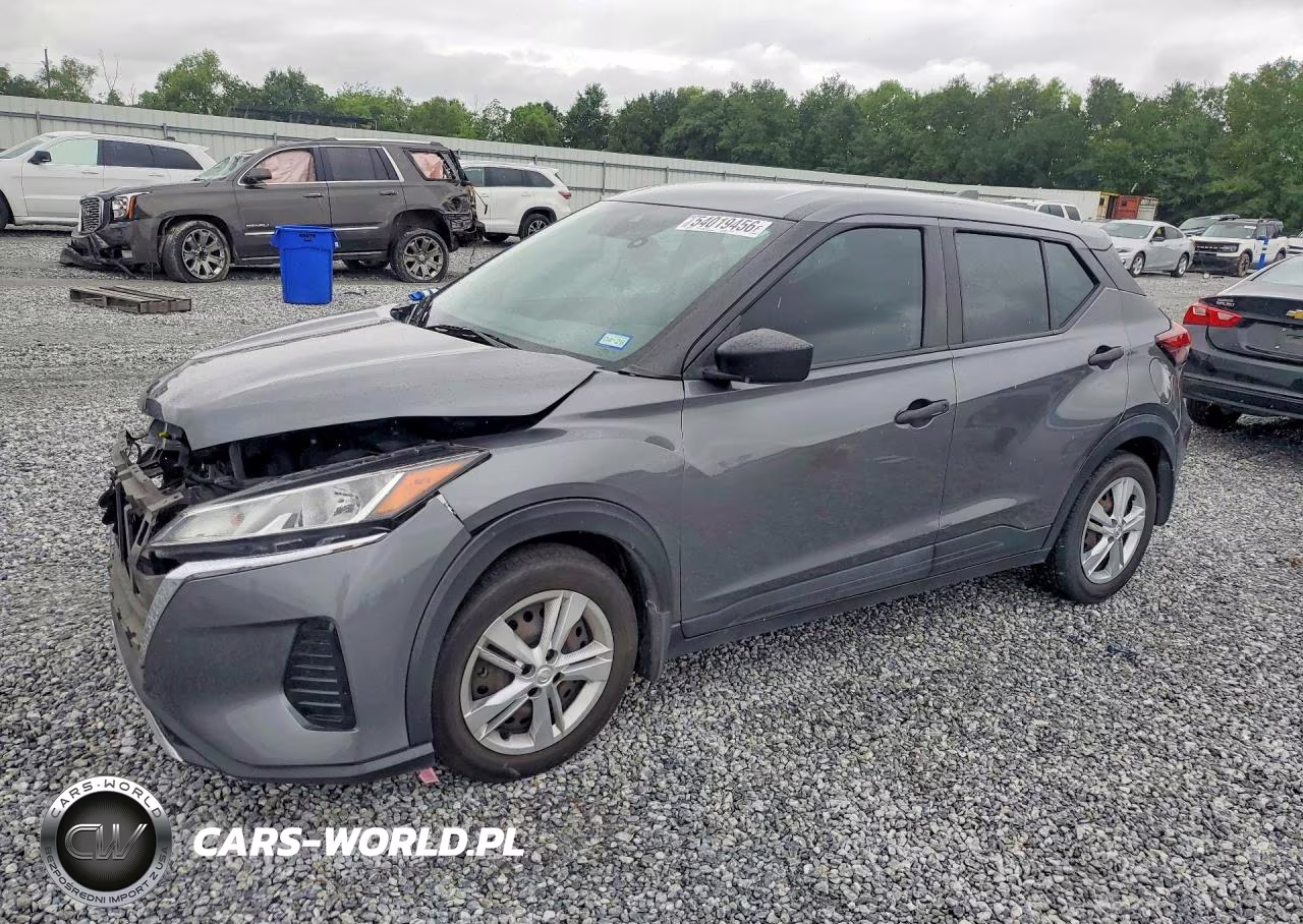 2021 Nissan Kicks S