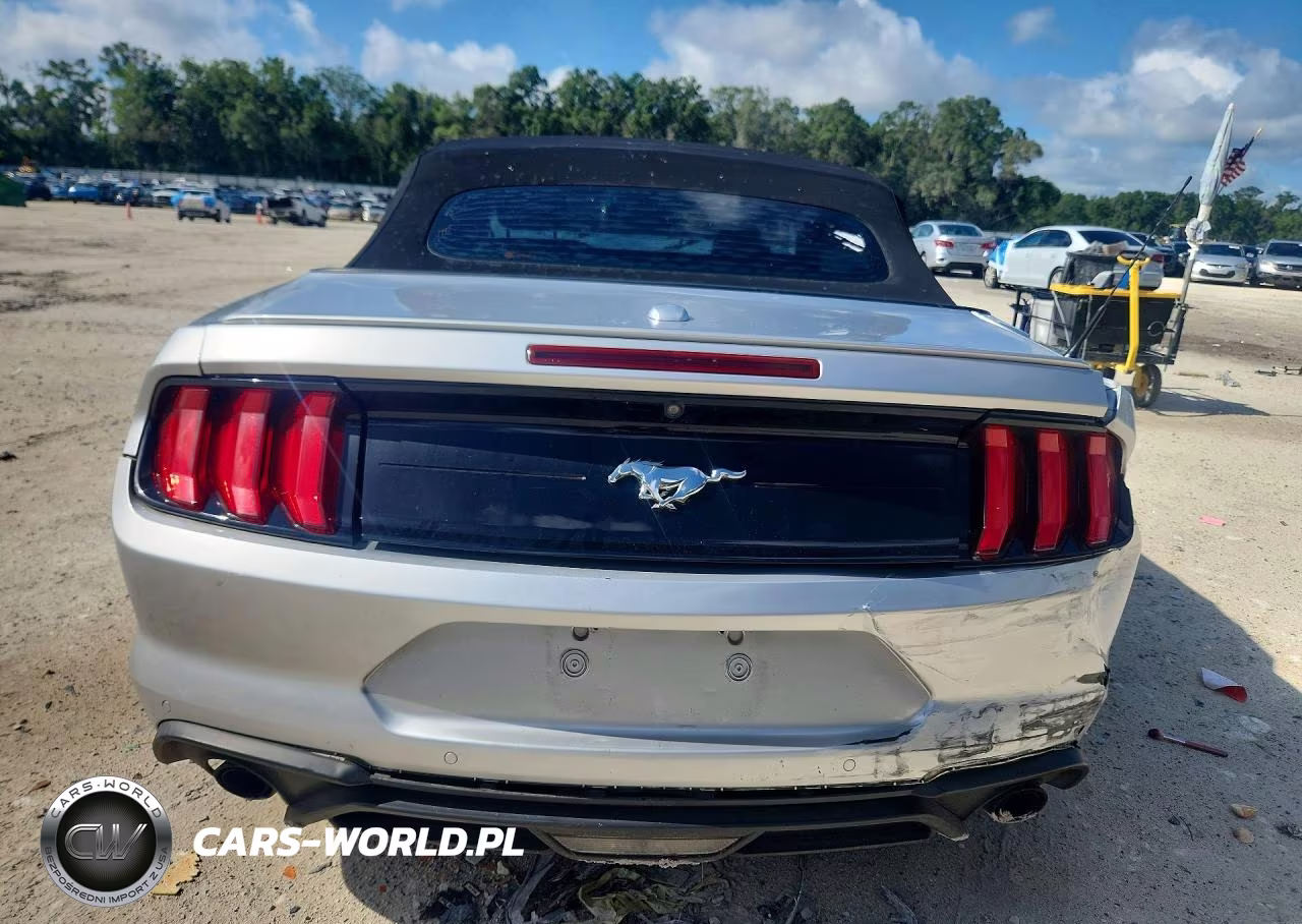 2018 Ford Mustang VIN:1FATP8UH2J5133277 - 6