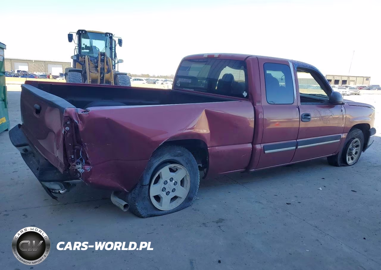 2005 Chevrolet Silverado C1500 VIN:1GCEC19X55Z332621 - 3
