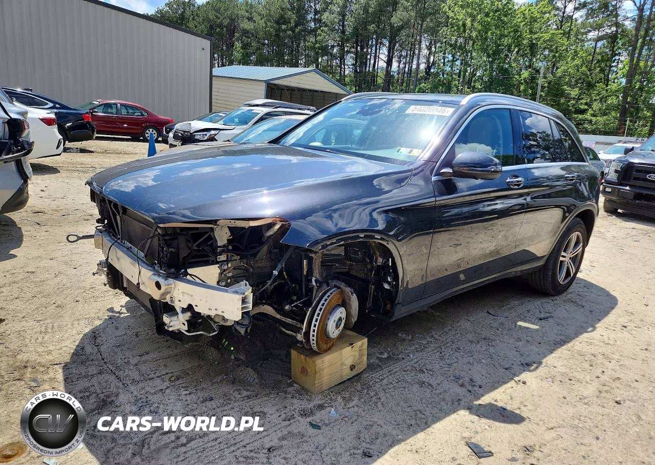 2020 Mercedes-Benz Glc 300 4Matic – zdjęcie 1 z 14