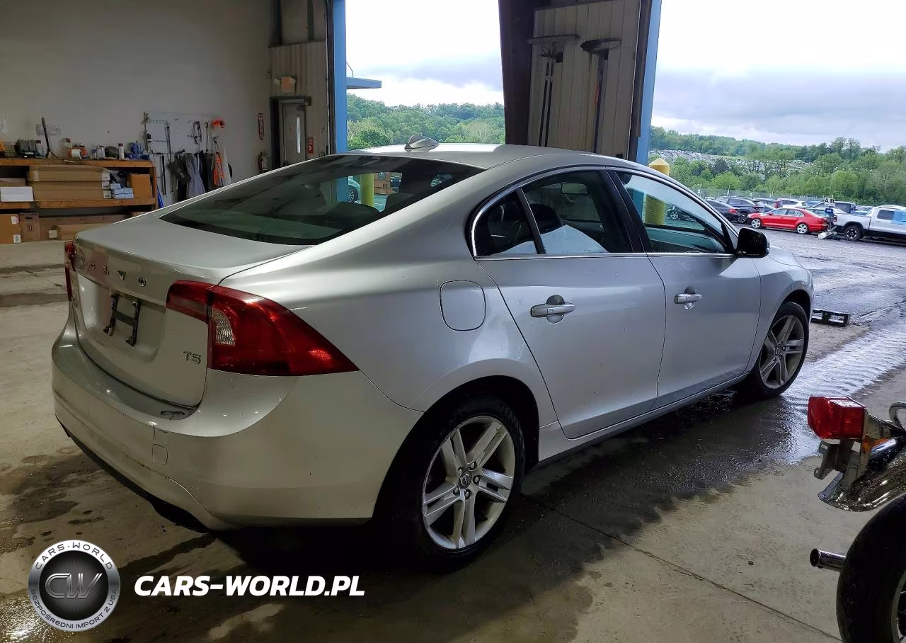 2014 Volvo S60 T5 VIN:YV1612FS2E2298195 - 3