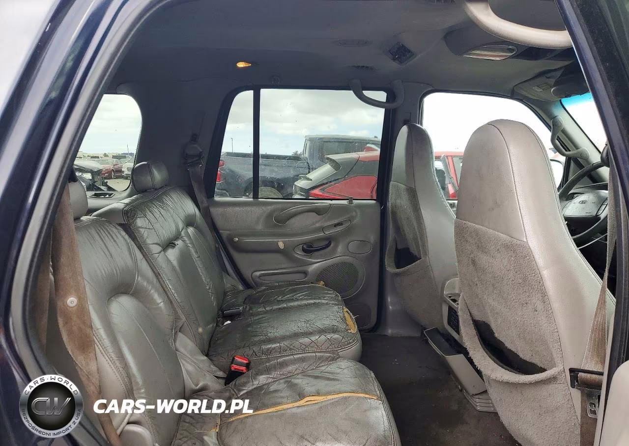 2000 Ford Expedition Xlt VIN:1FMPU16L2YLA24512 - 11