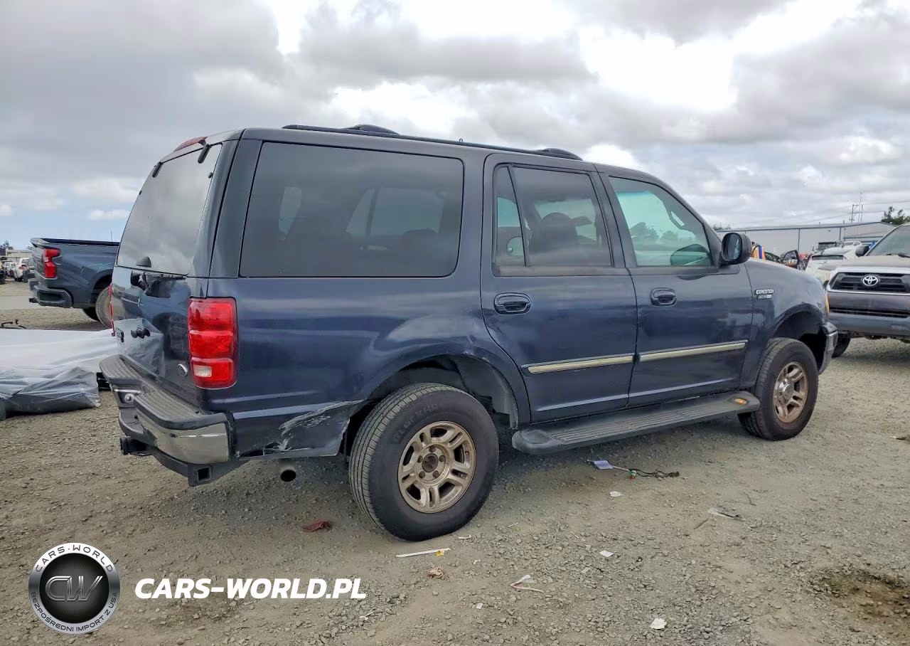 2000 Ford Expedition Xlt VIN:1FMPU16L2YLA24512 - 3