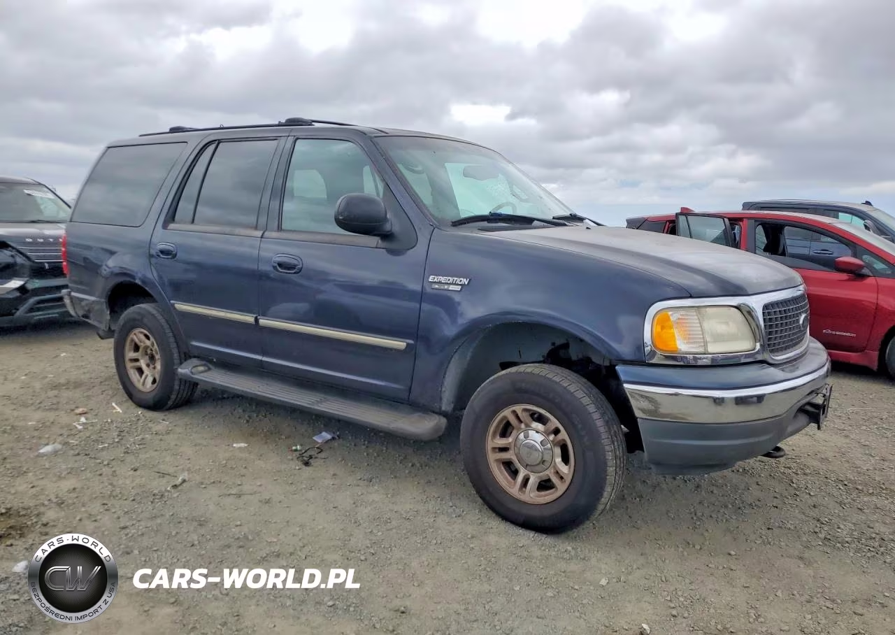 2000 Ford Expedition Xlt VIN:1FMPU16L2YLA24512 - 4