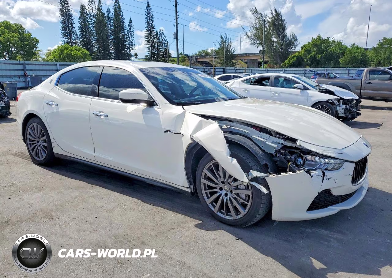 2017 Maserati Ghibli VIN:ZAM57XSA4H1242663 - 4