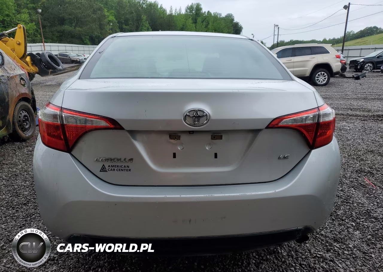 2015 Toyota Corolla Le VIN:5YFBURHE5FP327820 - 6