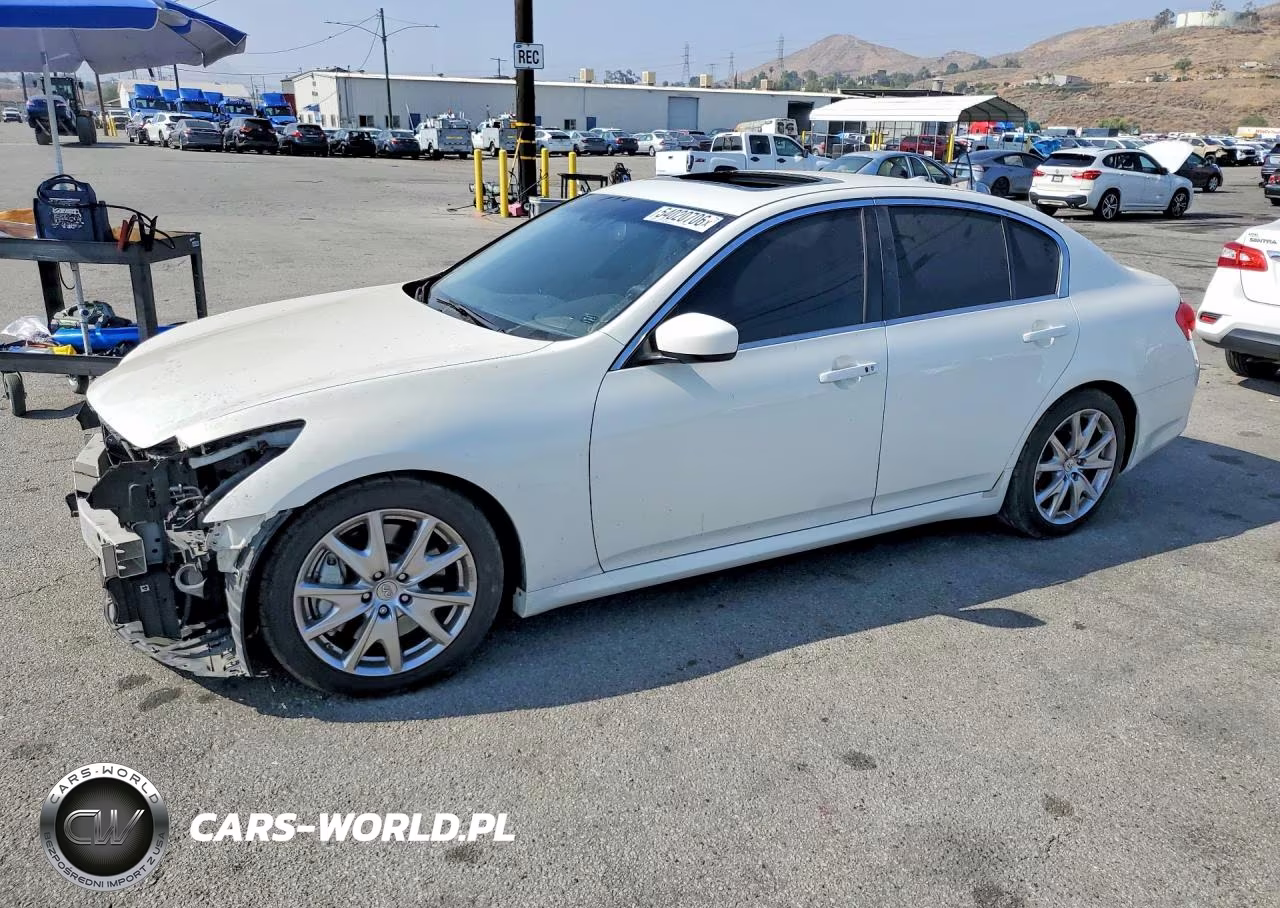 2013 Infiniti G37 Sedan Journey – zdjęcie 1 z 12