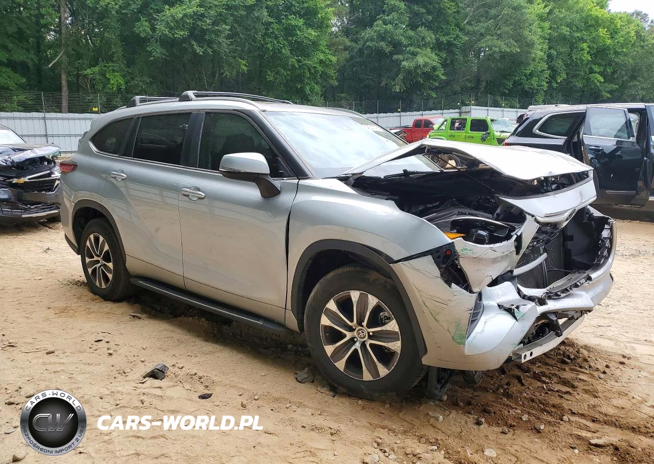 2023 Toyota Highlander Xle VIN:5TDKDRAH6PS014952 - 4