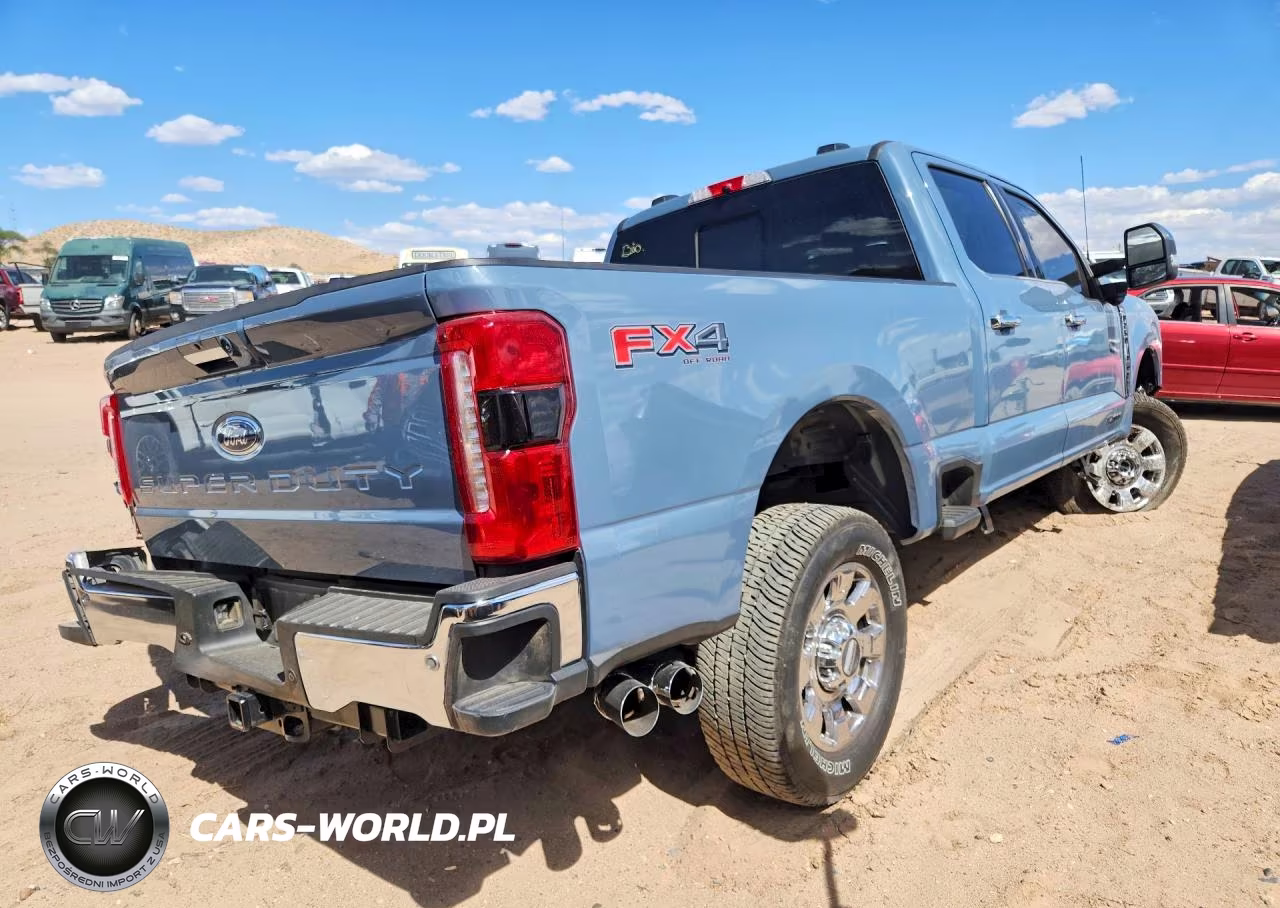 2023 Ford F250 Super Duty VIN:1FT8W2BT7PED40151 - 3