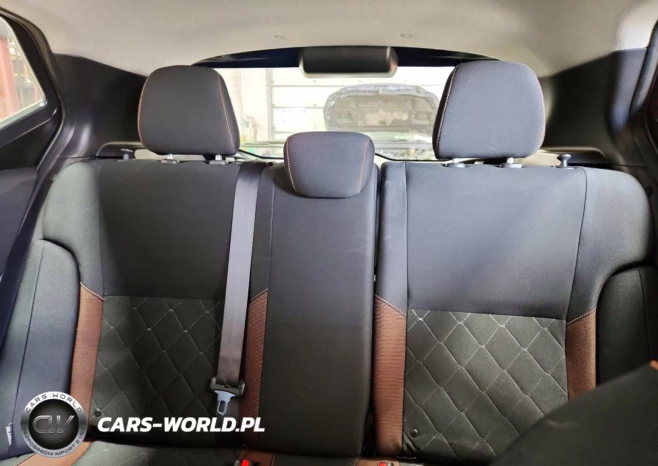 2020 Nissan Kicks Sr VIN:3N1CP5DV3LL546362 - 10