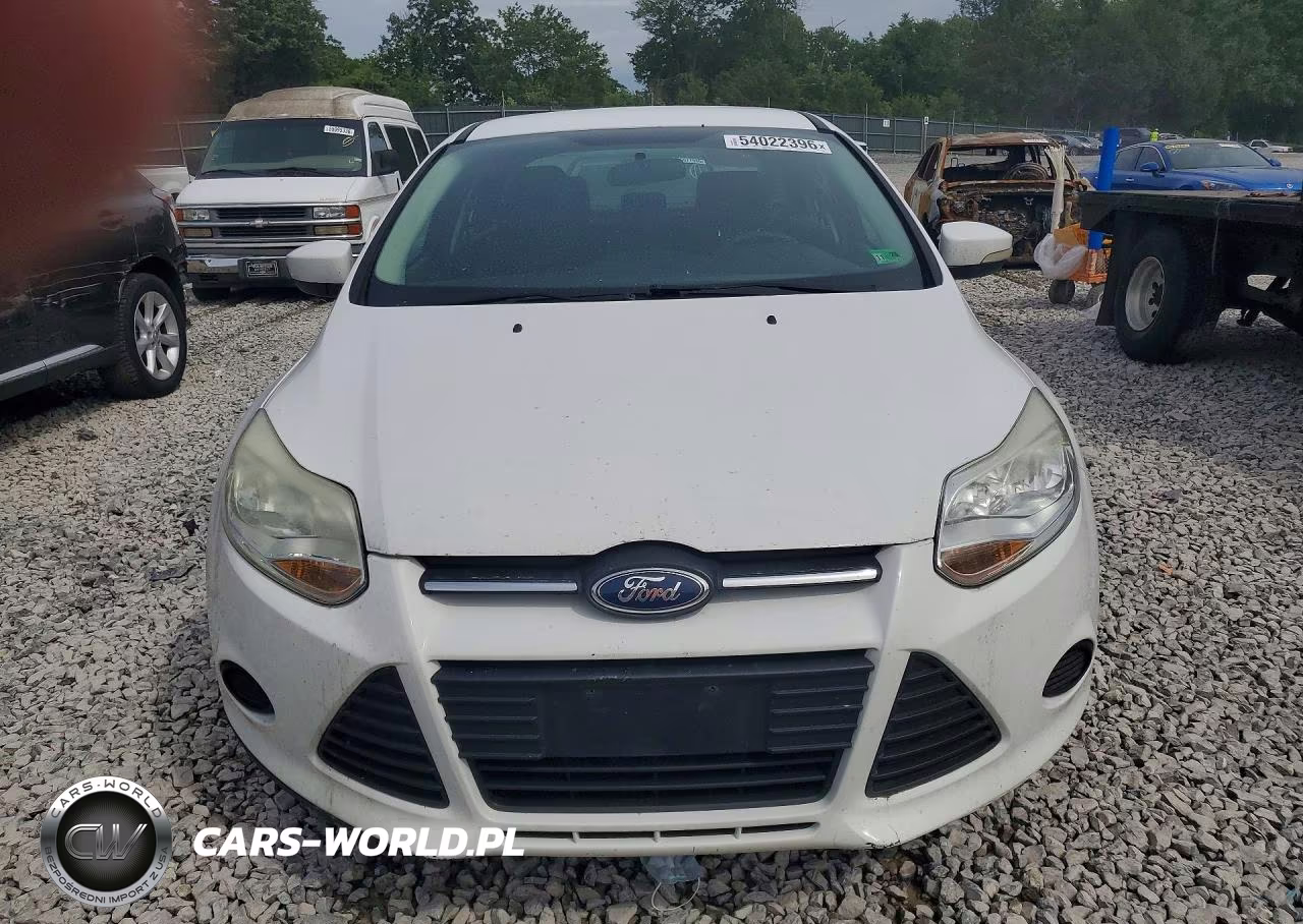 2014 Ford Focus Se VIN:1FADP3F23EL130986 - 5