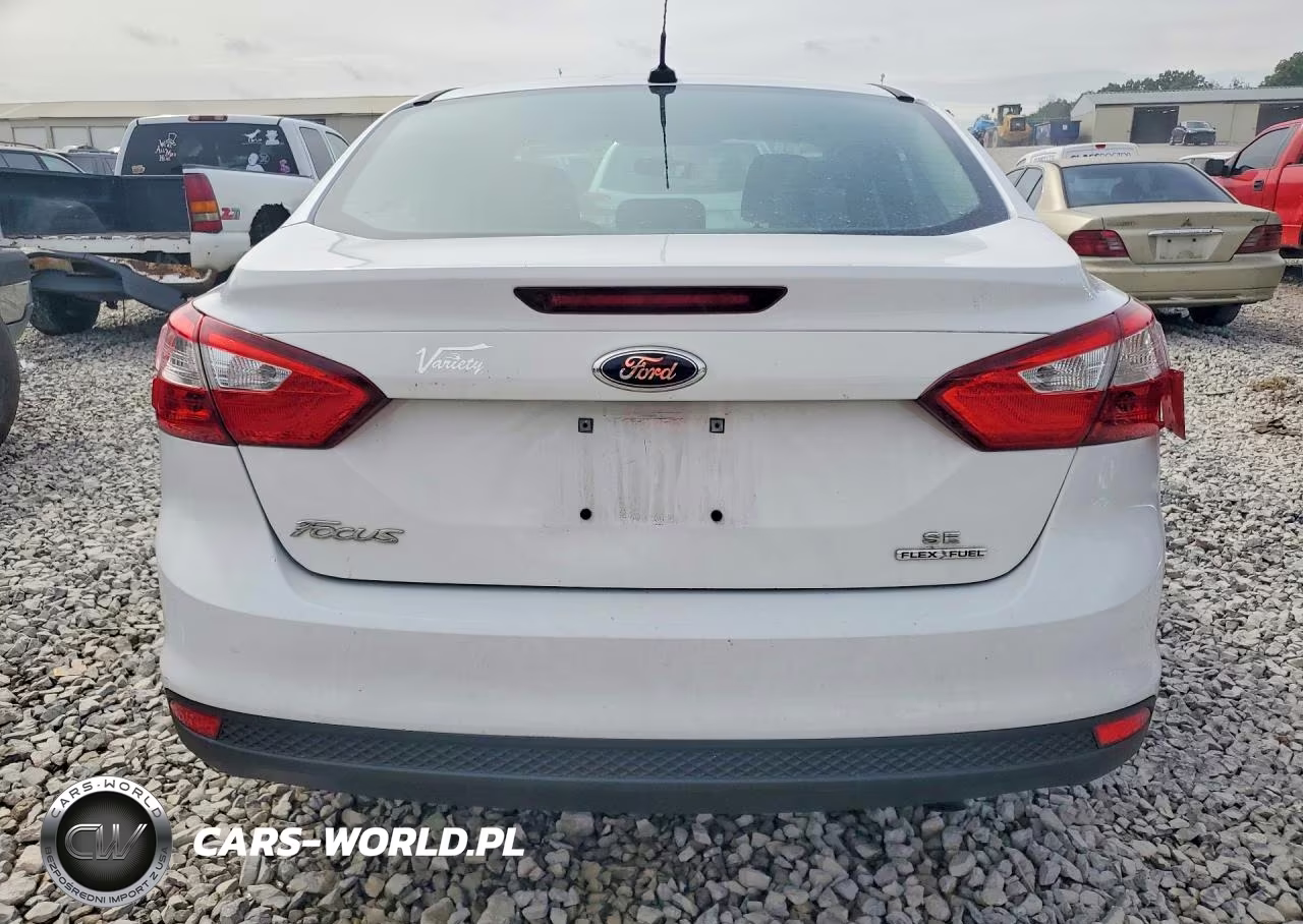 2014 Ford Focus Se VIN:1FADP3F23EL130986 - 6