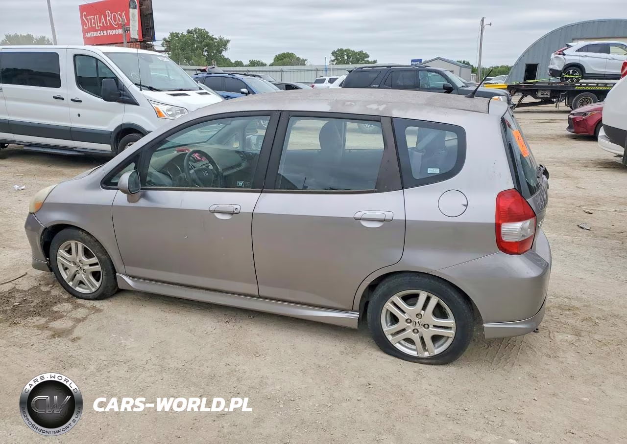 2007 Honda Fit S VIN:JHMGD38657S049981 - 2