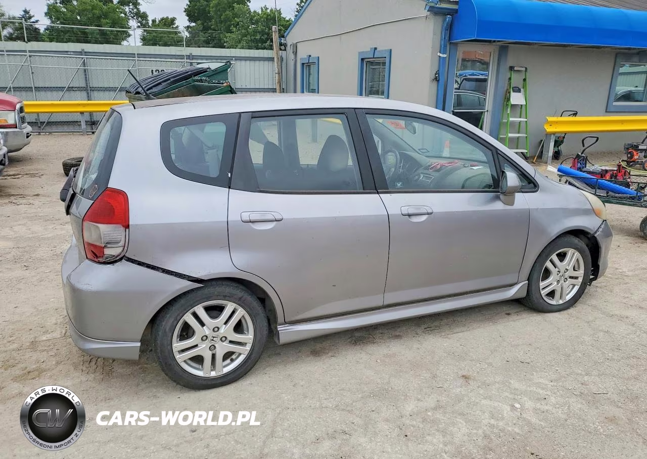 2007 Honda Fit S VIN:JHMGD38657S049981 - 3