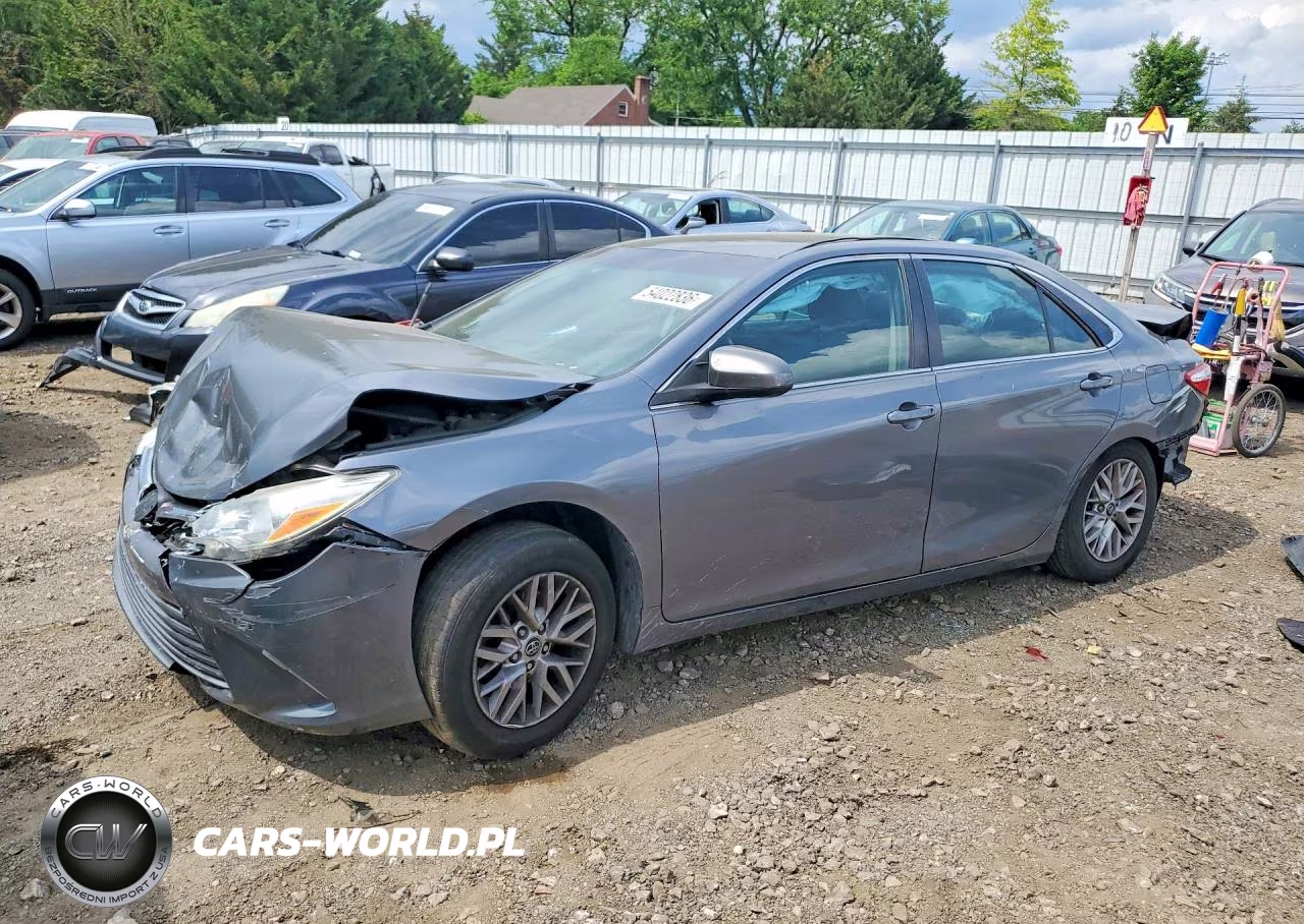 2016 Toyota Camry Le