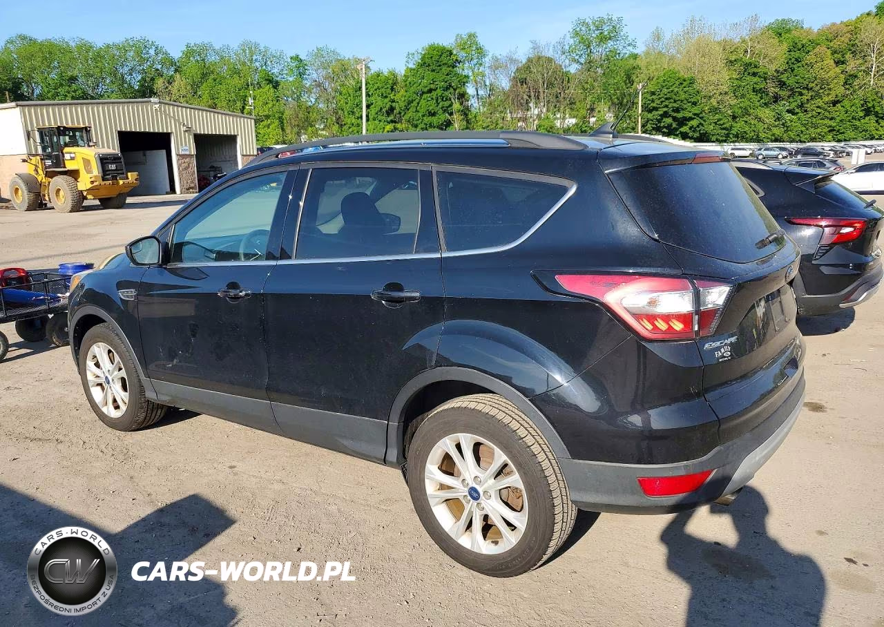 2018 Ford Escape Se VIN:1FMCU9GD2JUC84218 - 2