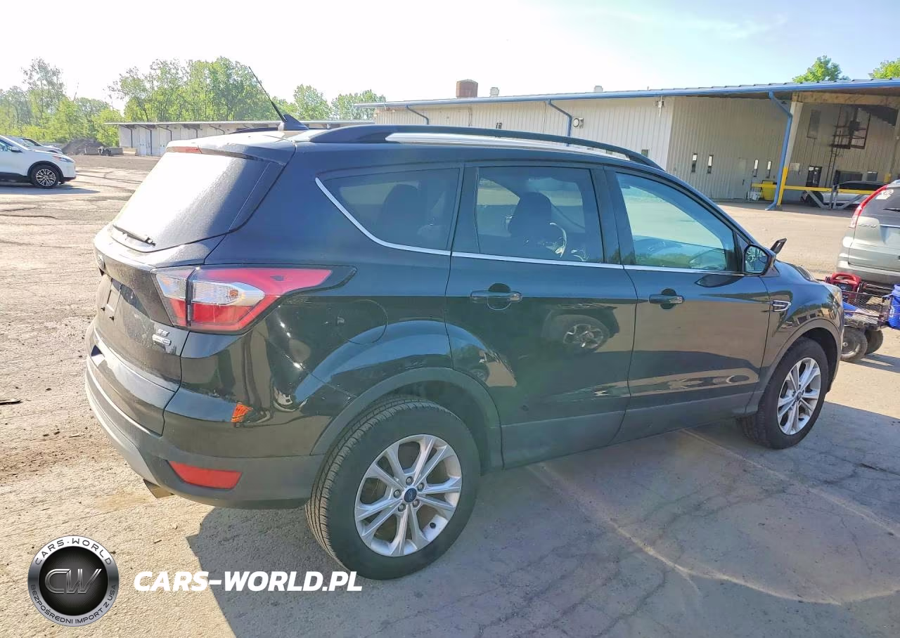 2018 Ford Escape Se VIN:1FMCU9GD2JUC84218 - 3