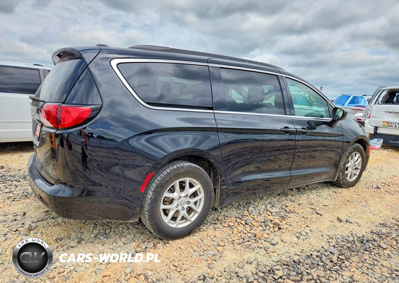 2020 Chrysler Voyager Lxi VIN:2C4RC1DG6LR265298 - 3
