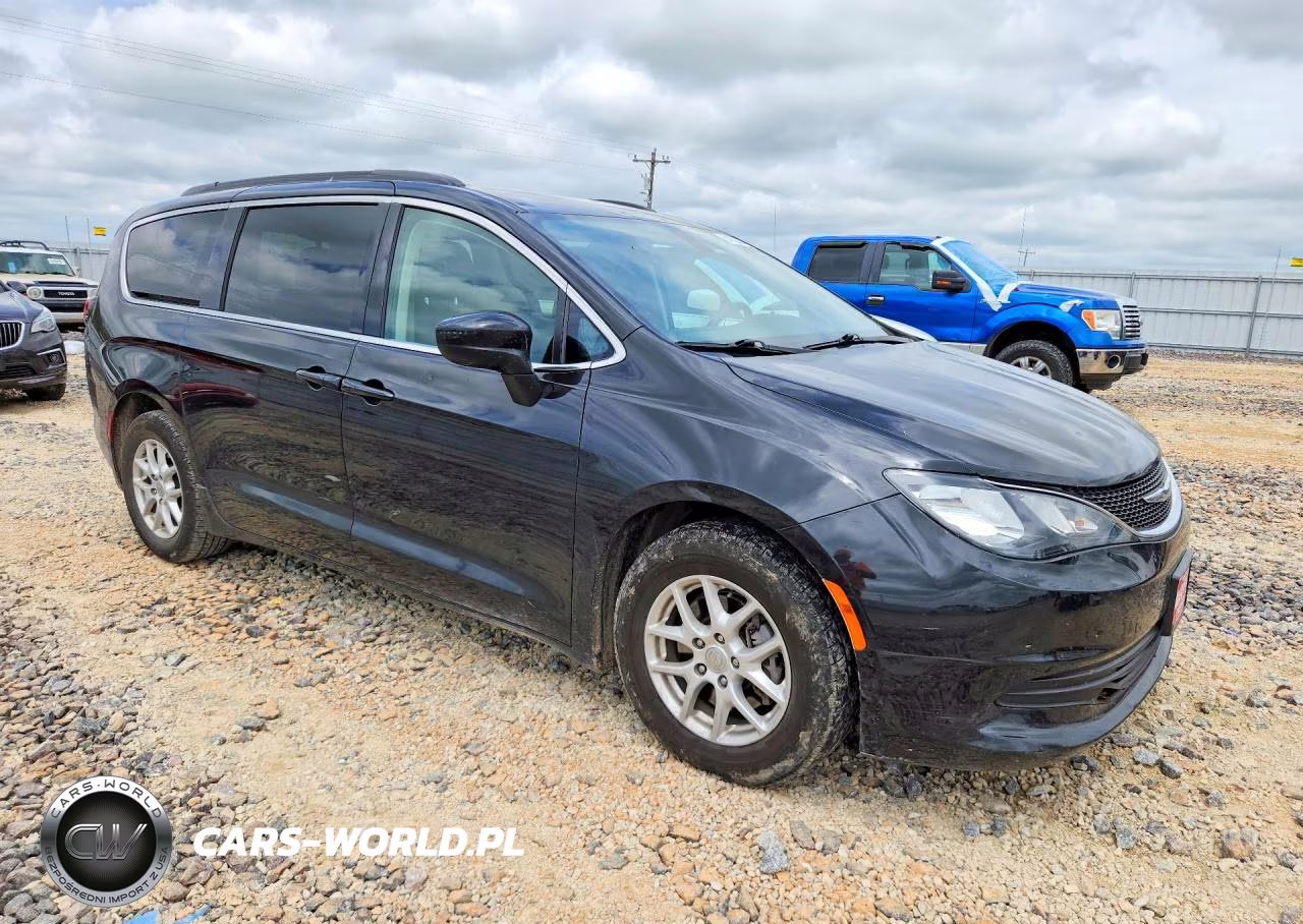 2020 Chrysler Voyager Lxi VIN:2C4RC1DG6LR265298 - 4