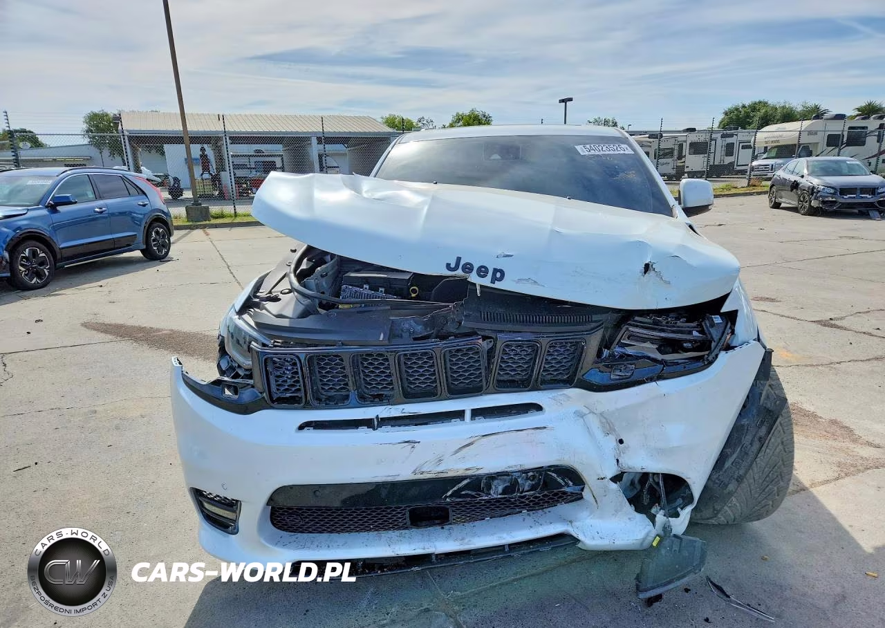 2019 Jeep Grand Cherokee Srt-8 VIN:1C4RJFDJ2KC568228 - 5