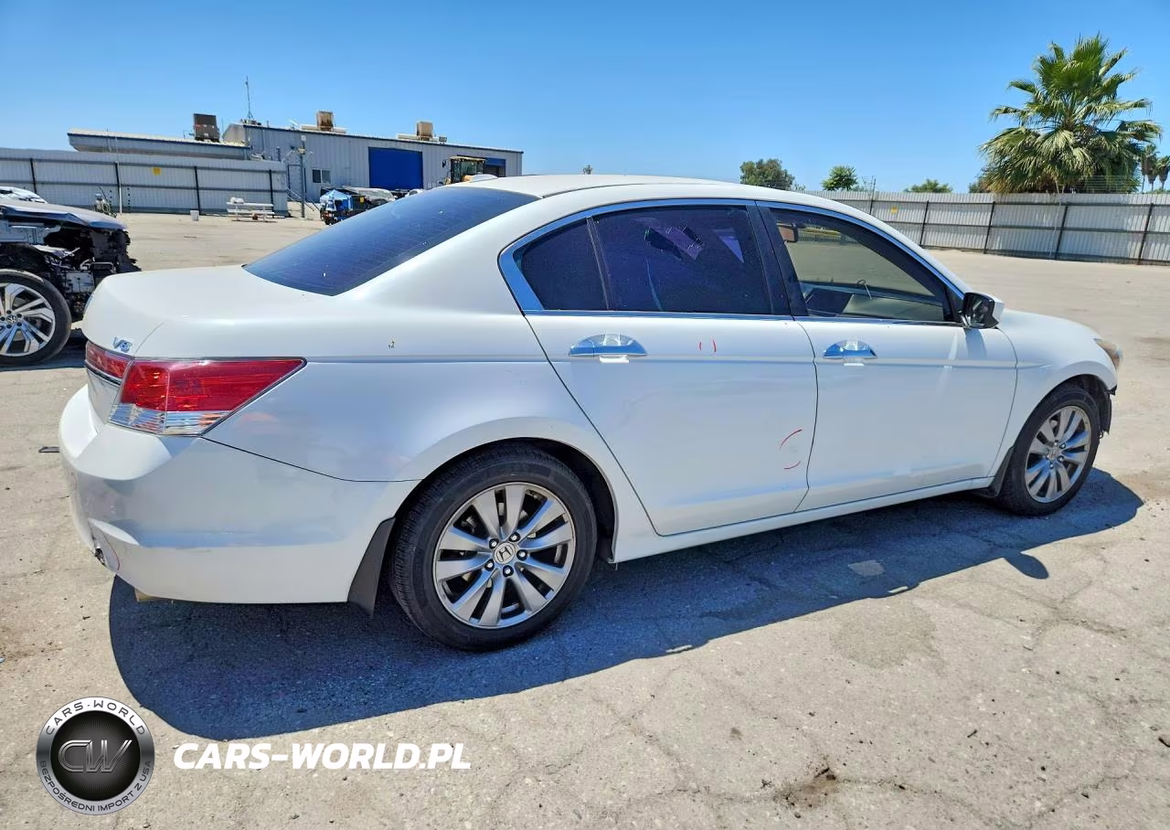 2012 Honda Accord Exl VIN:1HGCP3F83CA018984 - 3
