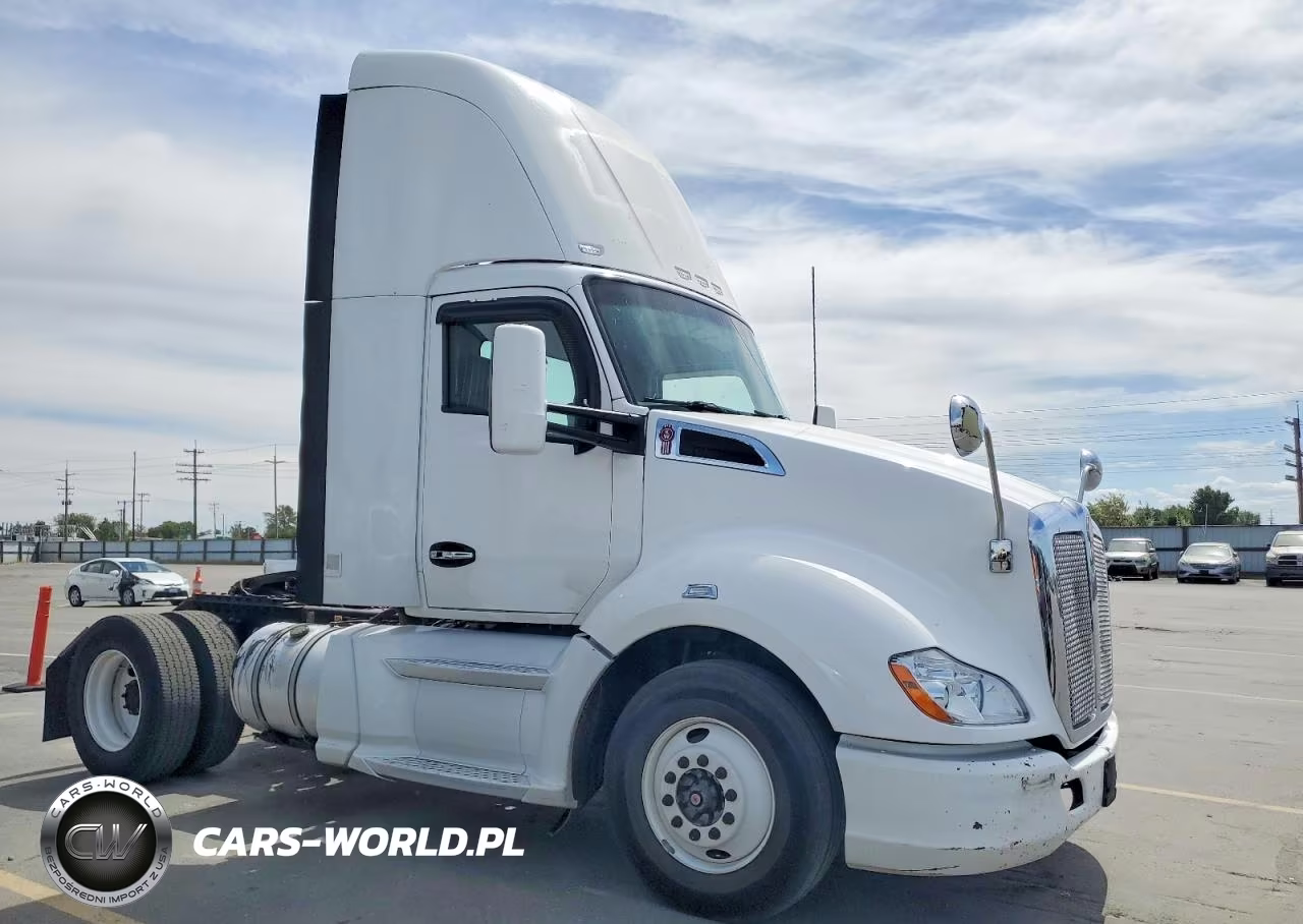2014 Kenworth Construction T680