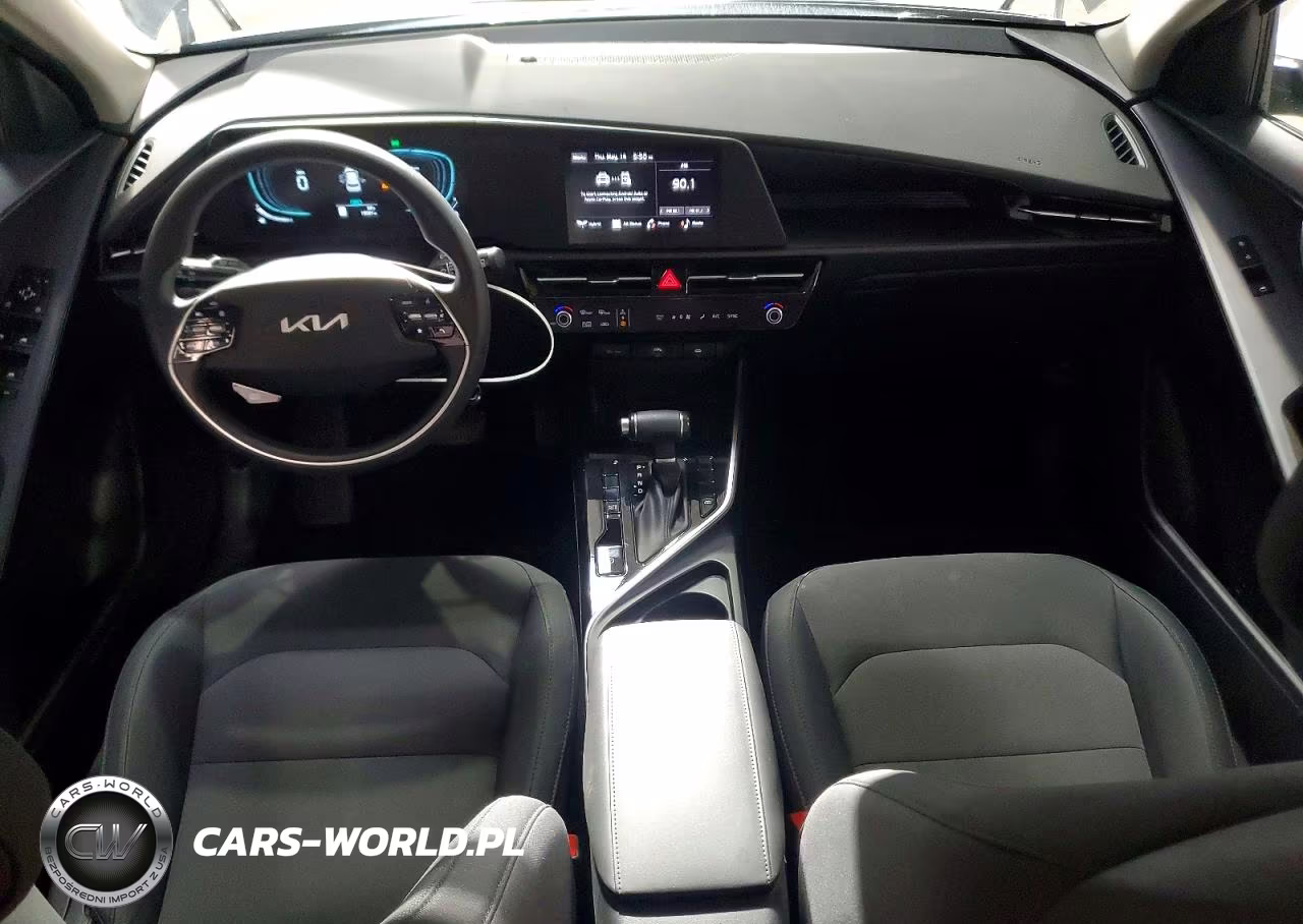 2026 Kia Niro Lx VIN:KNDCP3LE8T5319834 - 8