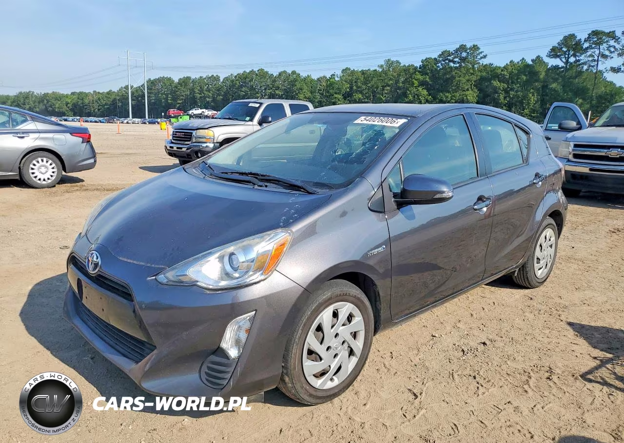 2016 Toyota Prius C Two