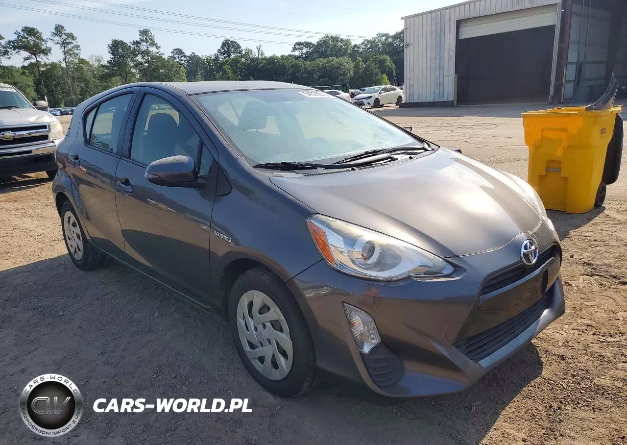 2016 Toyota Prius C Two VIN:JTDKDTB36G1590649 - 4
