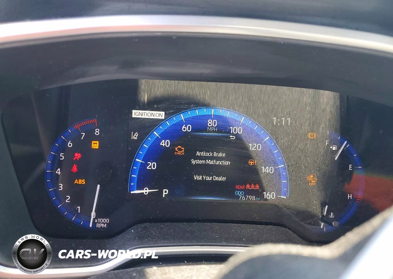 2022 Toyota Corolla Cross Xle VIN:7MUDAAAG6NV030713 - 9