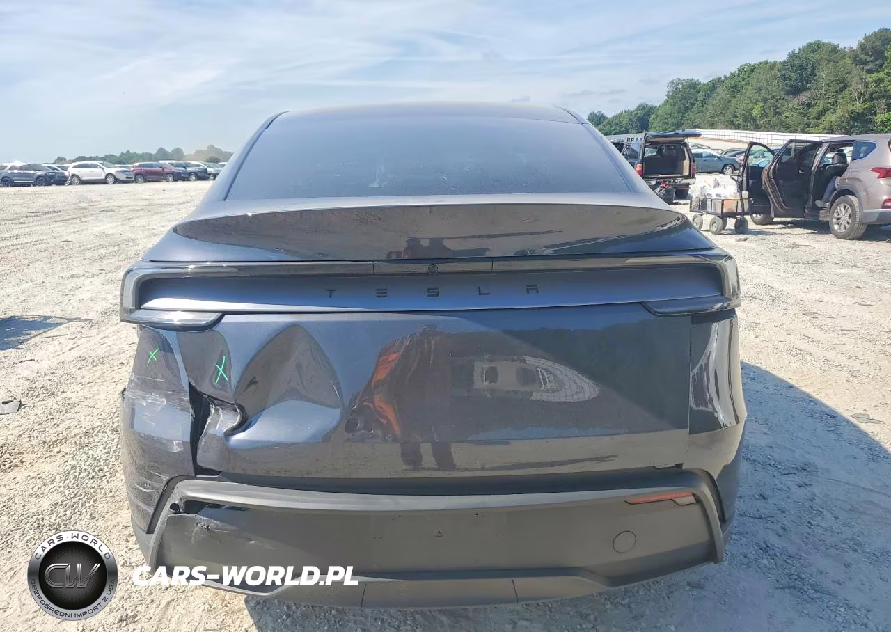 2026 Tesla Model Y VIN:7SAYGDED2TA593724 - 6