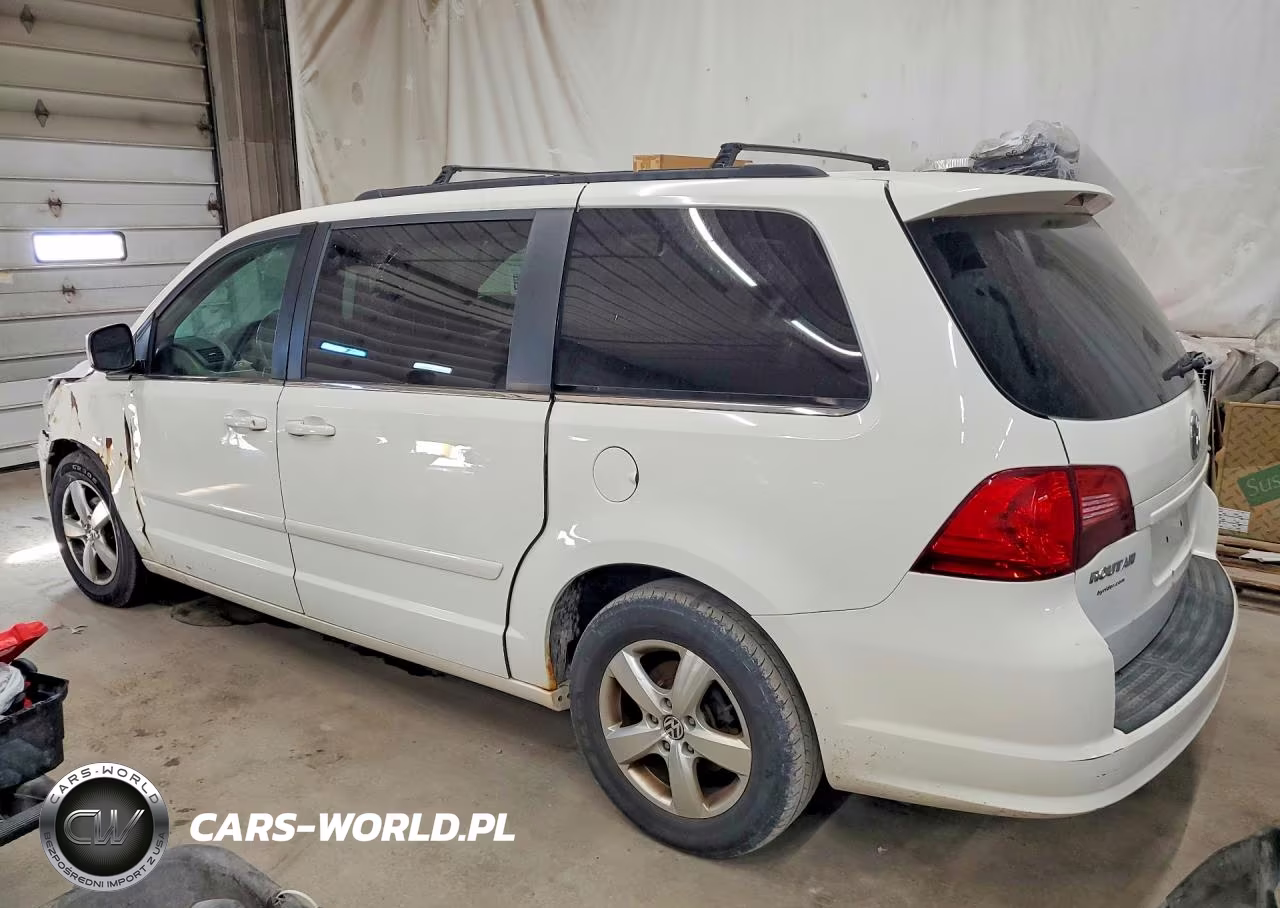 2011 Volkswagen Routan Sel VIN:2V4RW5DG0BR747672 - 2